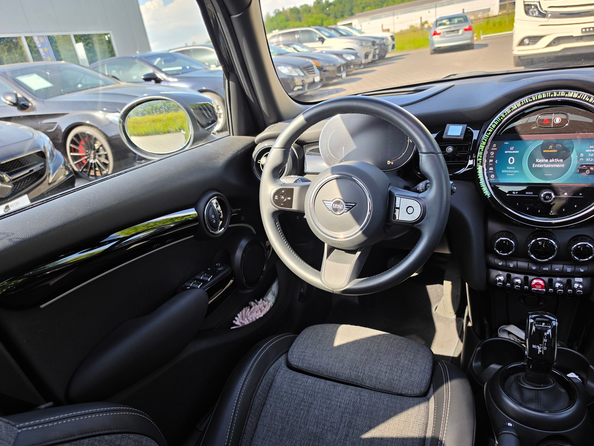 MINI Cooper Steptronic DKG-image-16