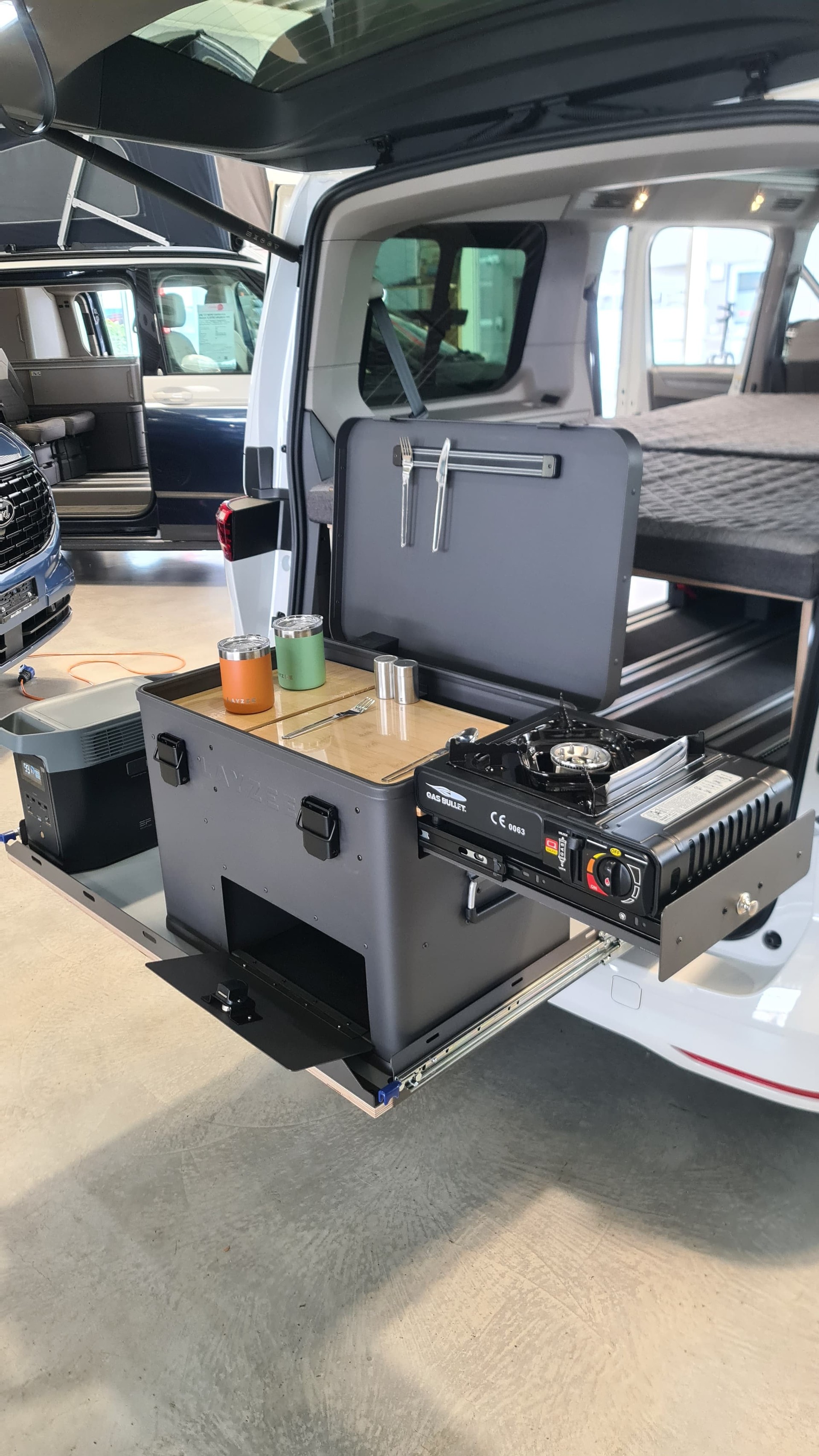 VW California eHybrid Beach 4Motion VW California eHybrid Beach 4Motion * 5 Sitzer * 5 Schlafplätze *-image-23