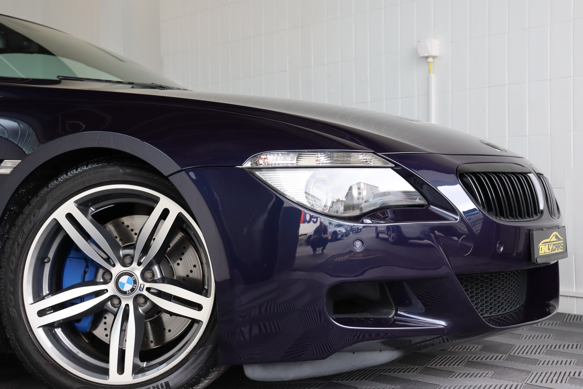BMW M6 ** ONYX BLAU INDIVIDUAL ** VOLLE SERVICEHISTORIE **-showroom-element-2