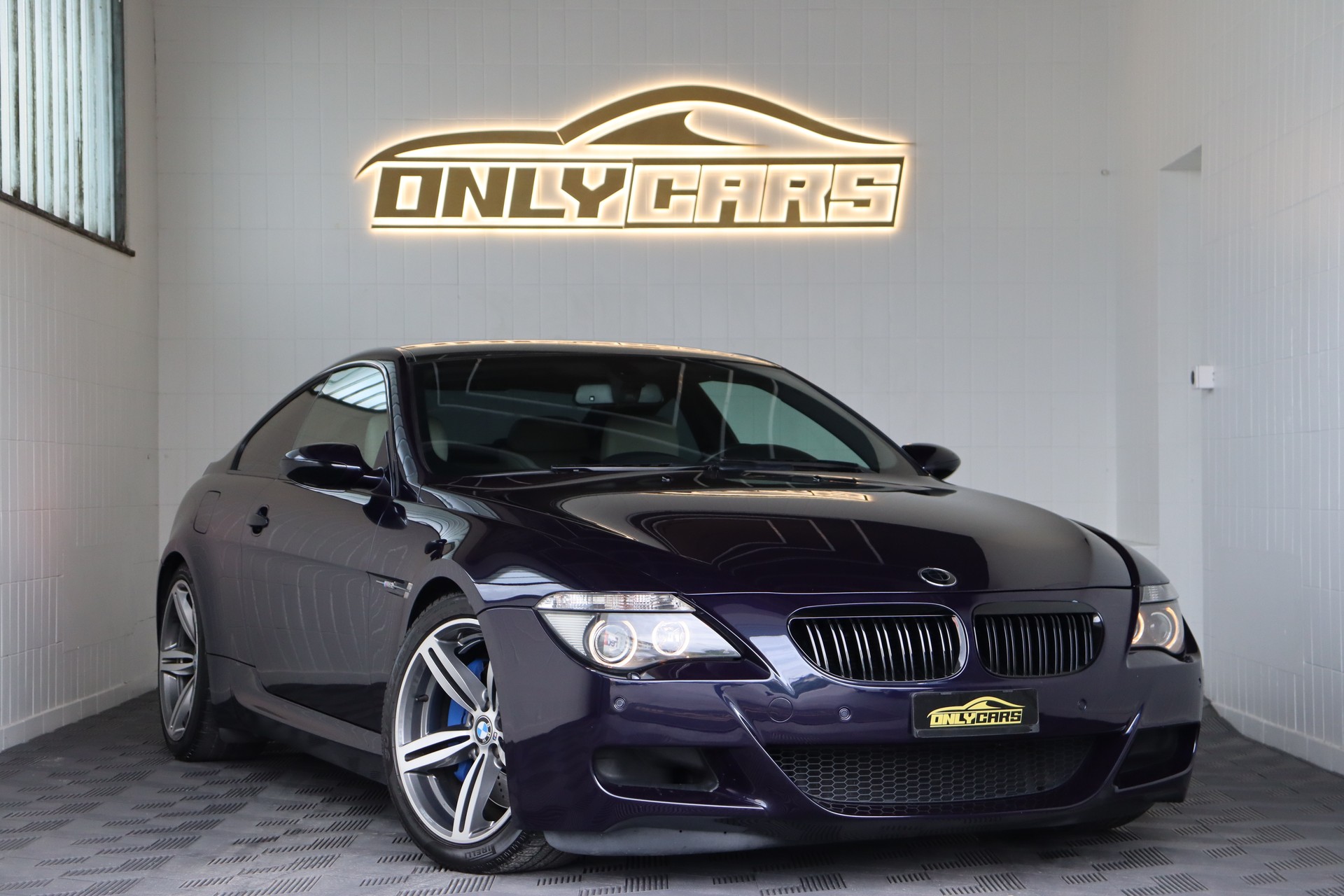 BMW M6 ** ONYX BLAU INDIVIDUAL ** VOLLE SERVICEHISTORIE **