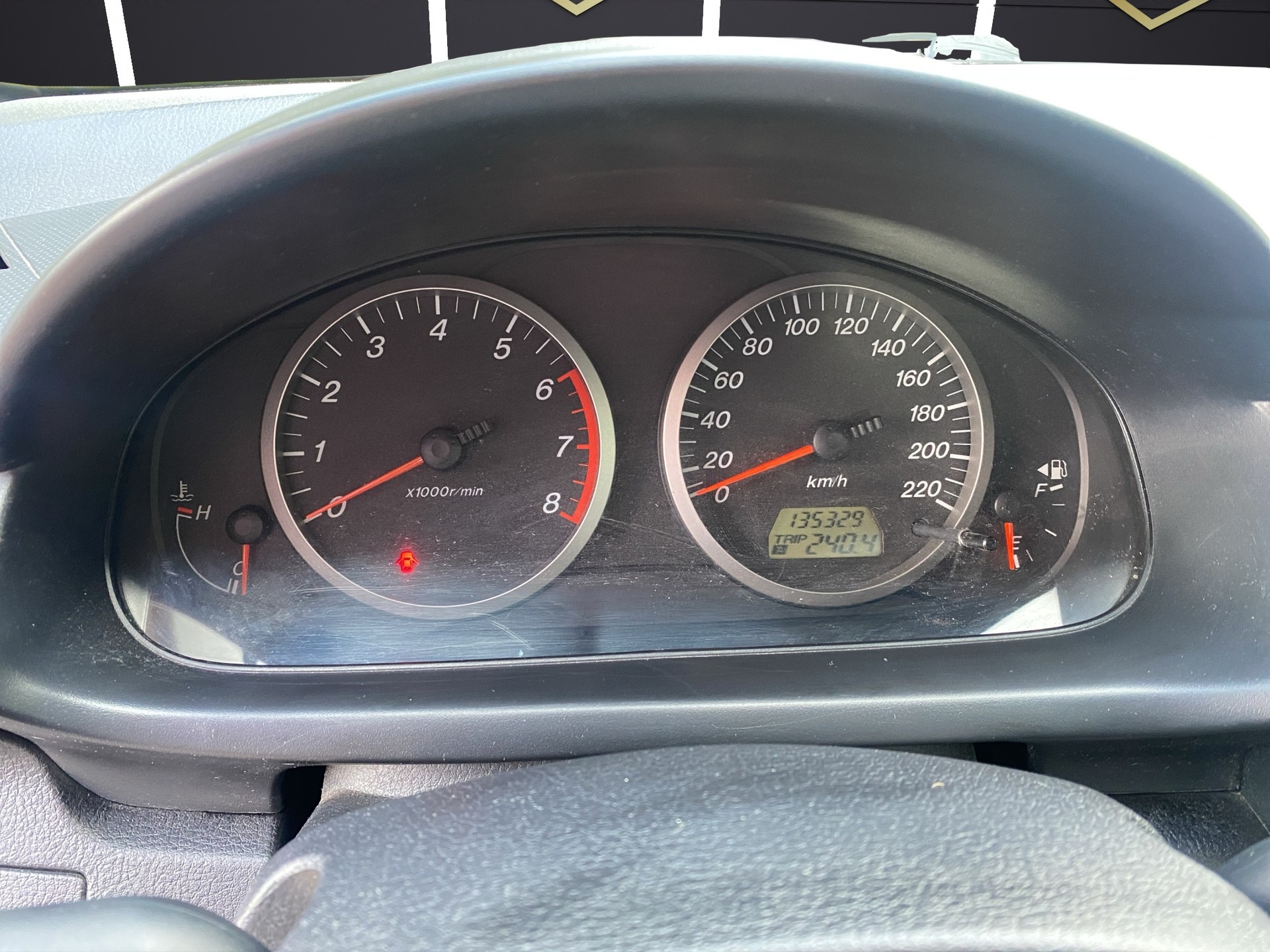 MAZDA 2 1.4i 16V Confort-image-13
