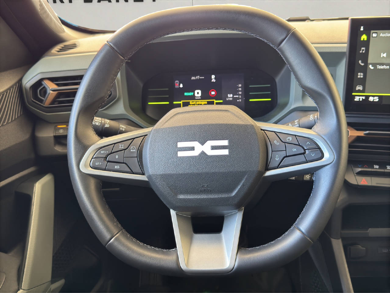 DACIA Duster 1.6 Hybrid Extreme inkl. Anhängerkupplung**-image-13