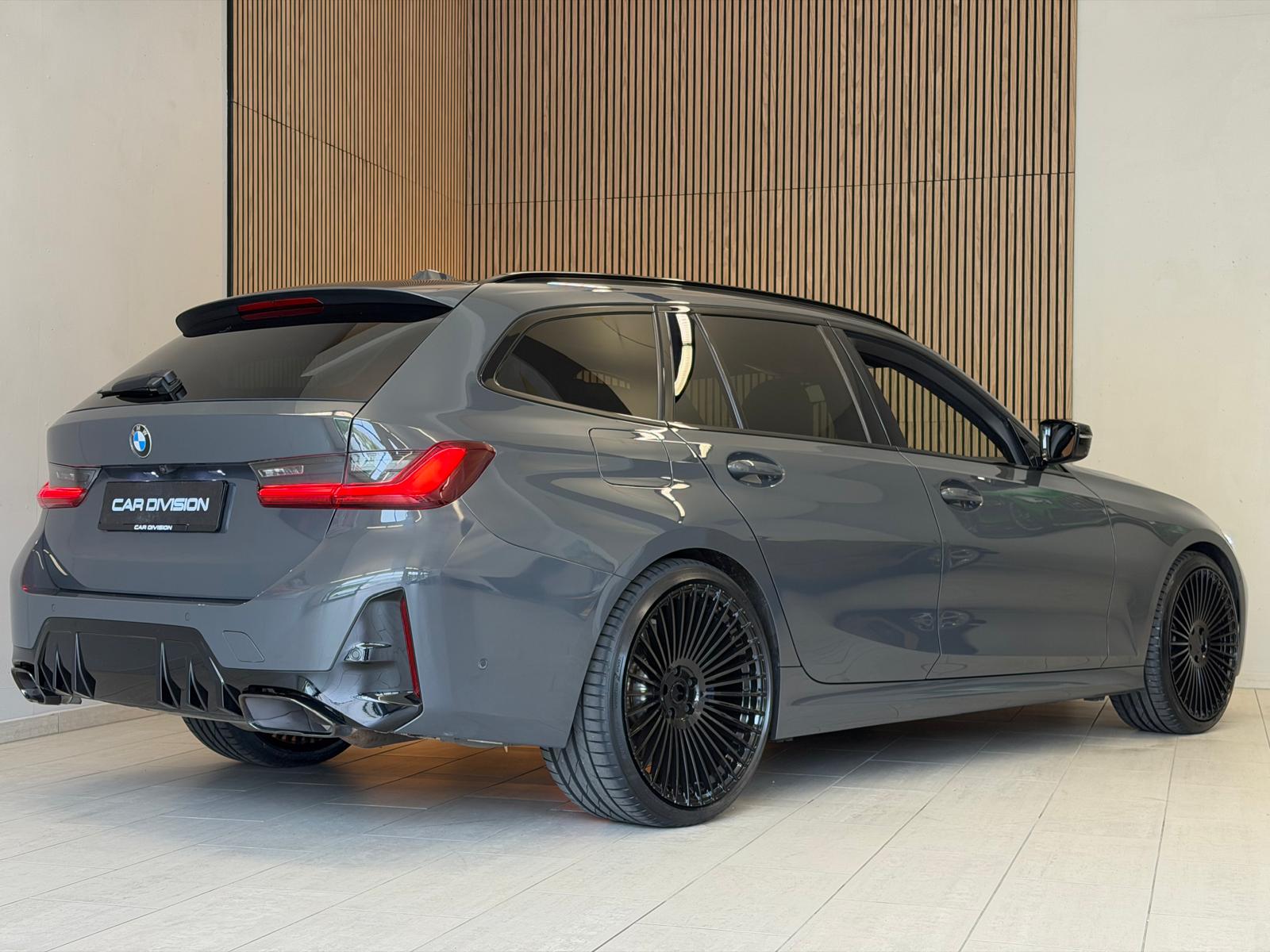 BMW M340i xDrive 48V Touring Steptronic INDIVIDUAL-image-7