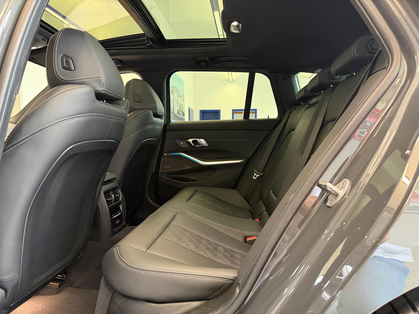 BMW M340i xDrive 48V Touring Steptronic INDIVIDUAL-image-13