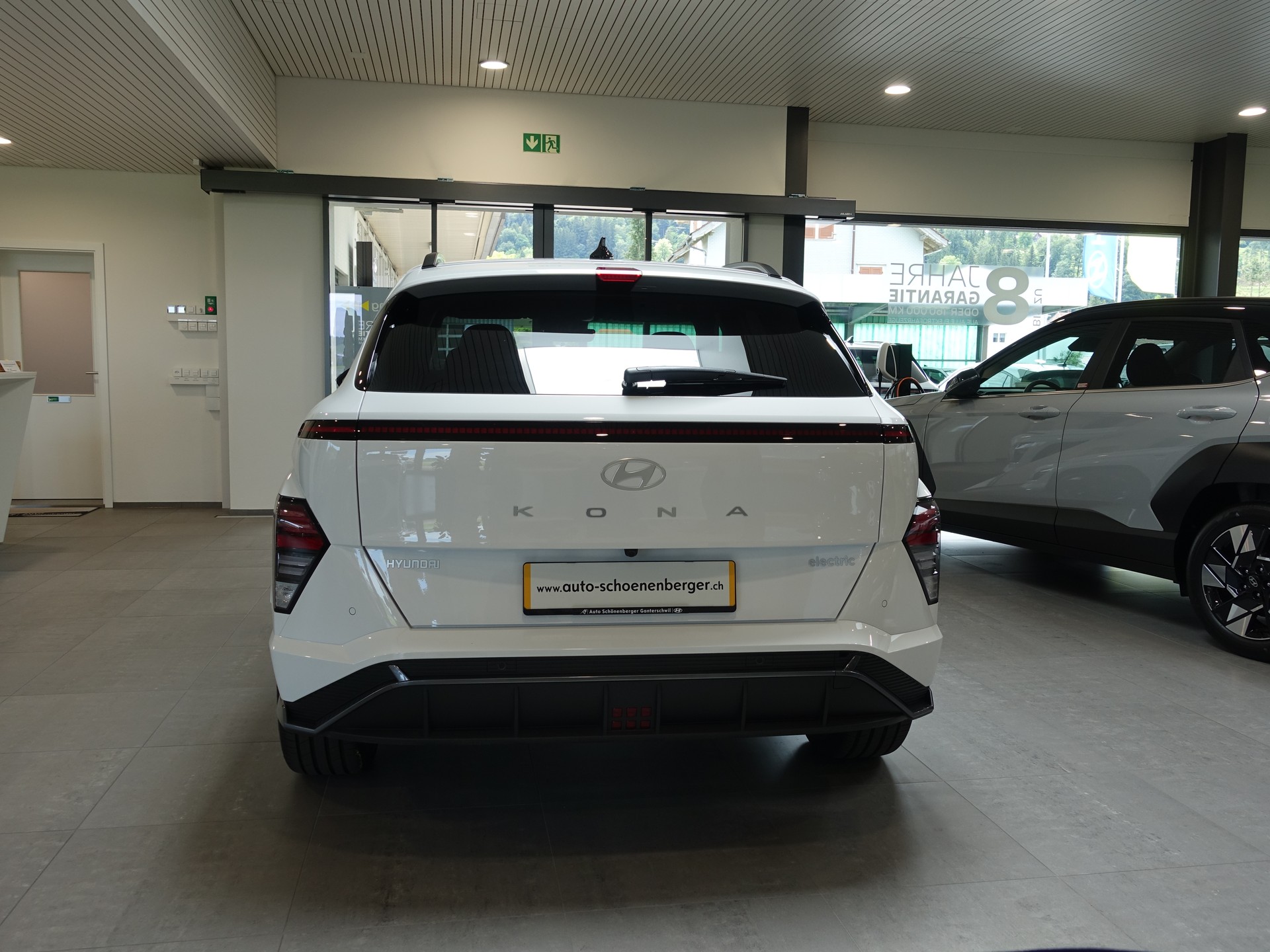HYUNDAI Kona EV 65.4 kWh N Line-showroom-element-3