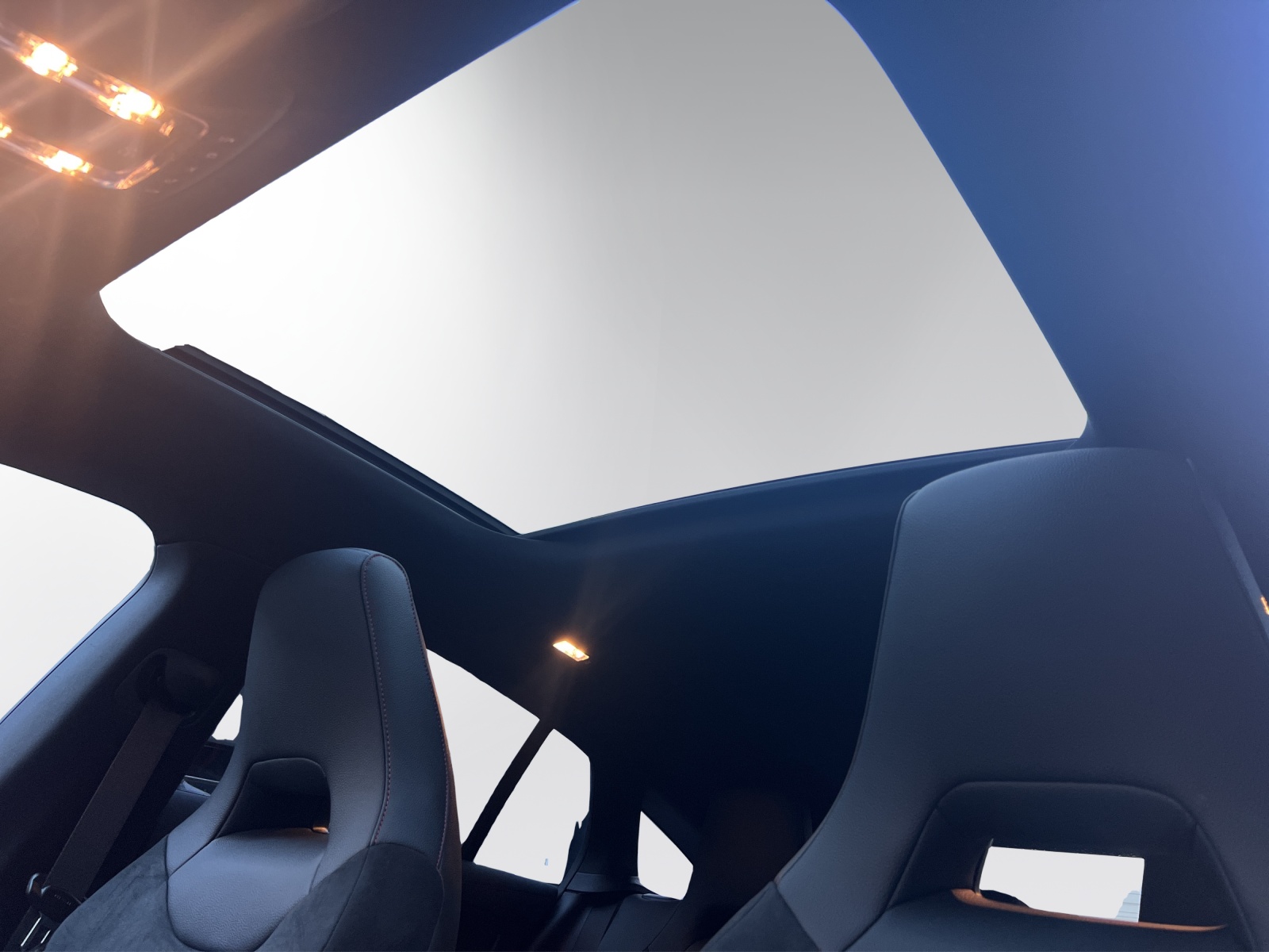 MERCEDES-BENZ CLA 250 4Matic 8G-DCT-image-10