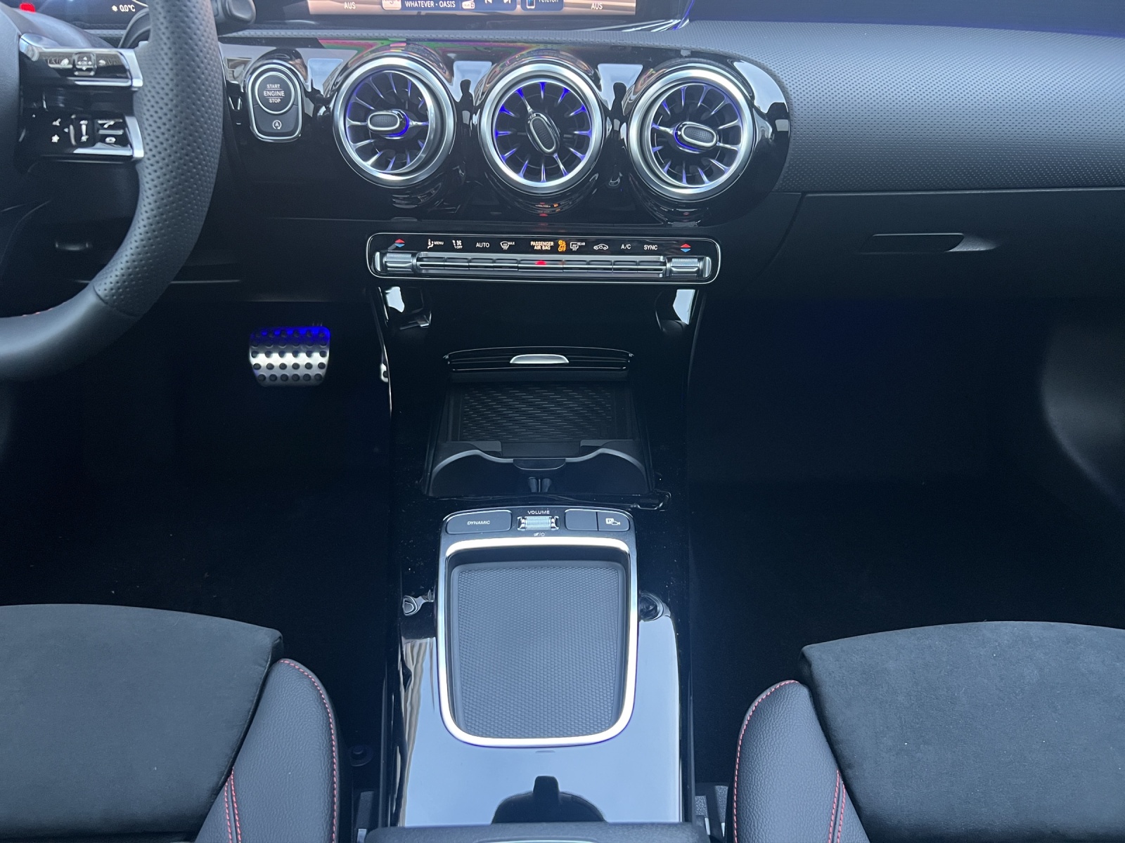 MERCEDES-BENZ CLA 250 4Matic 8G-DCT-image-11