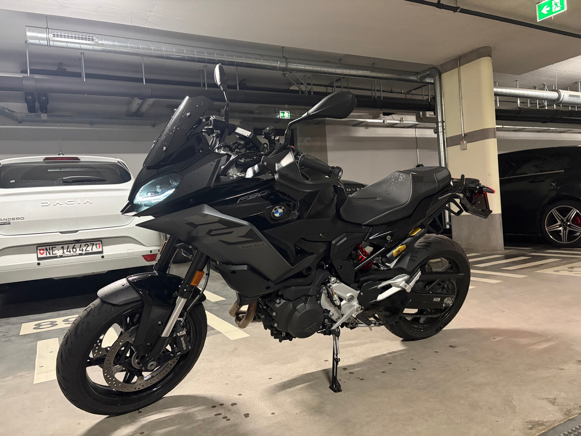 BMW F 900 XR A2 (35kW)-image-2