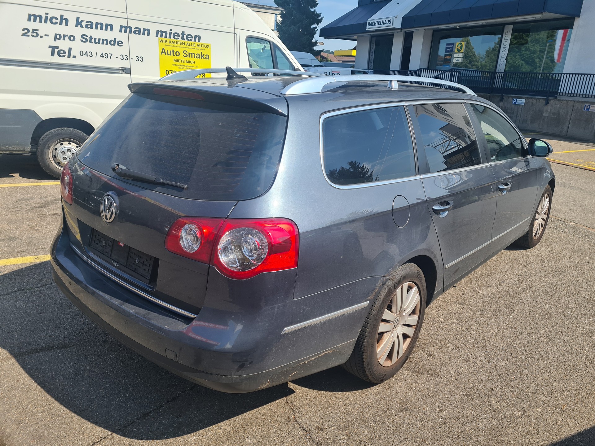 VW Passat Variant 2.0 TDI Highline DSG-showroom-element-1