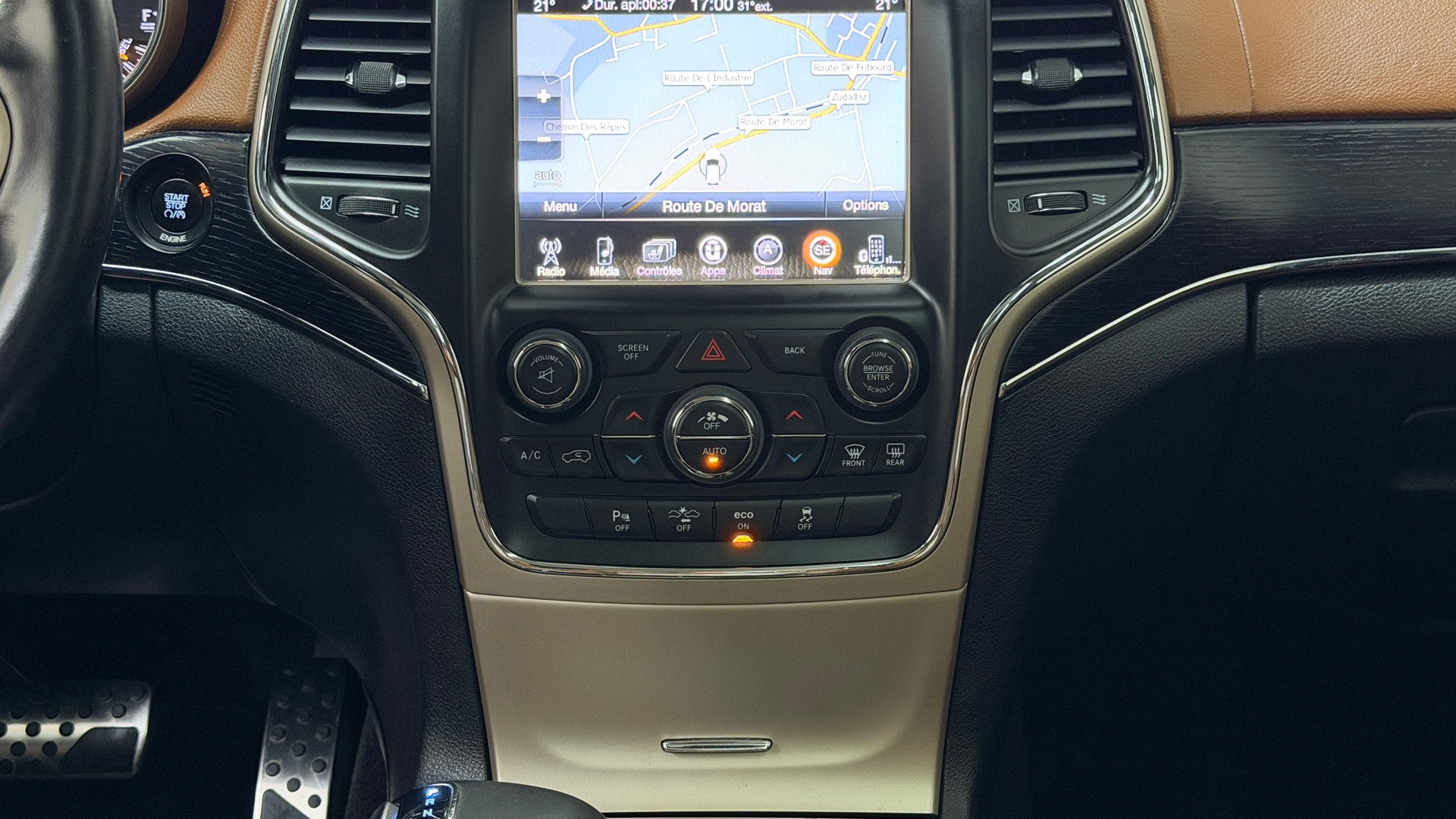 JEEP Grand Cherokee 3.0 CRD Summit Automatic-image-13