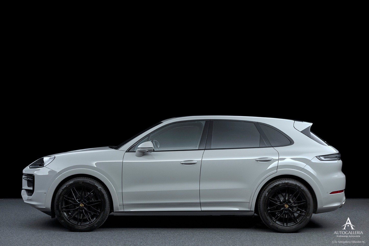 PORSCHE Cayenne S Tiptronic-image-2