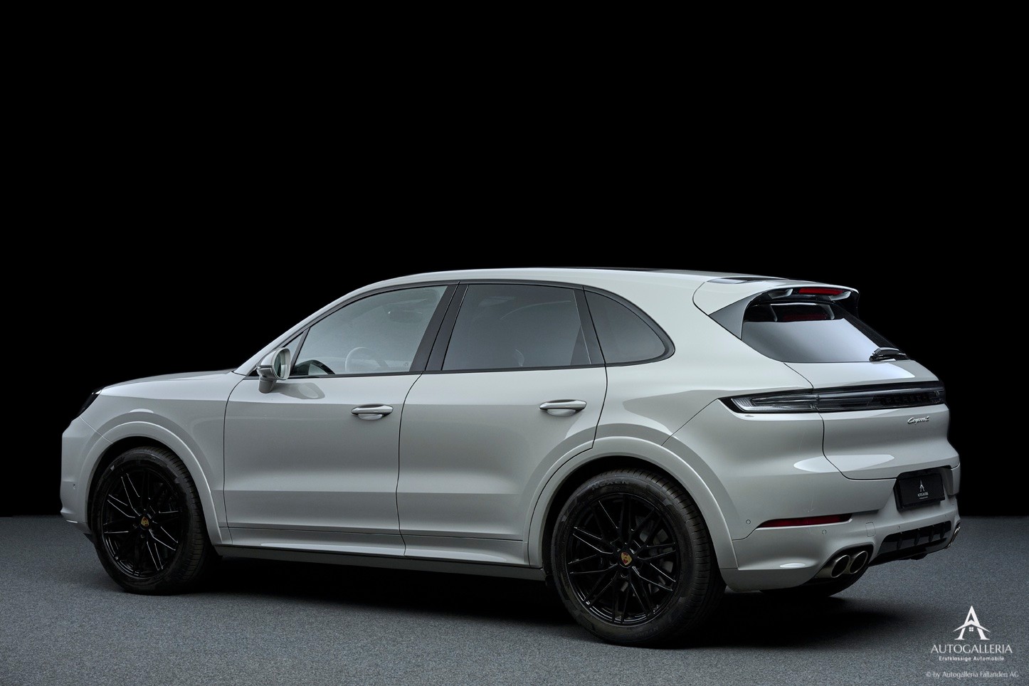 PORSCHE Cayenne S Tiptronic-image-3
