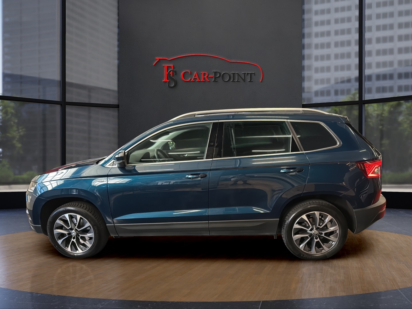 SKODA Karoq 2.0 TDI SCR SportLine 4x4 DSG-showroom-element-1