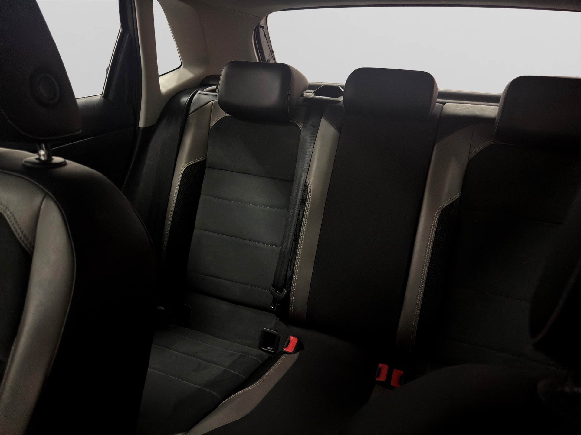 VW Polo 1.0 TSI BMT Comfortline-image-17