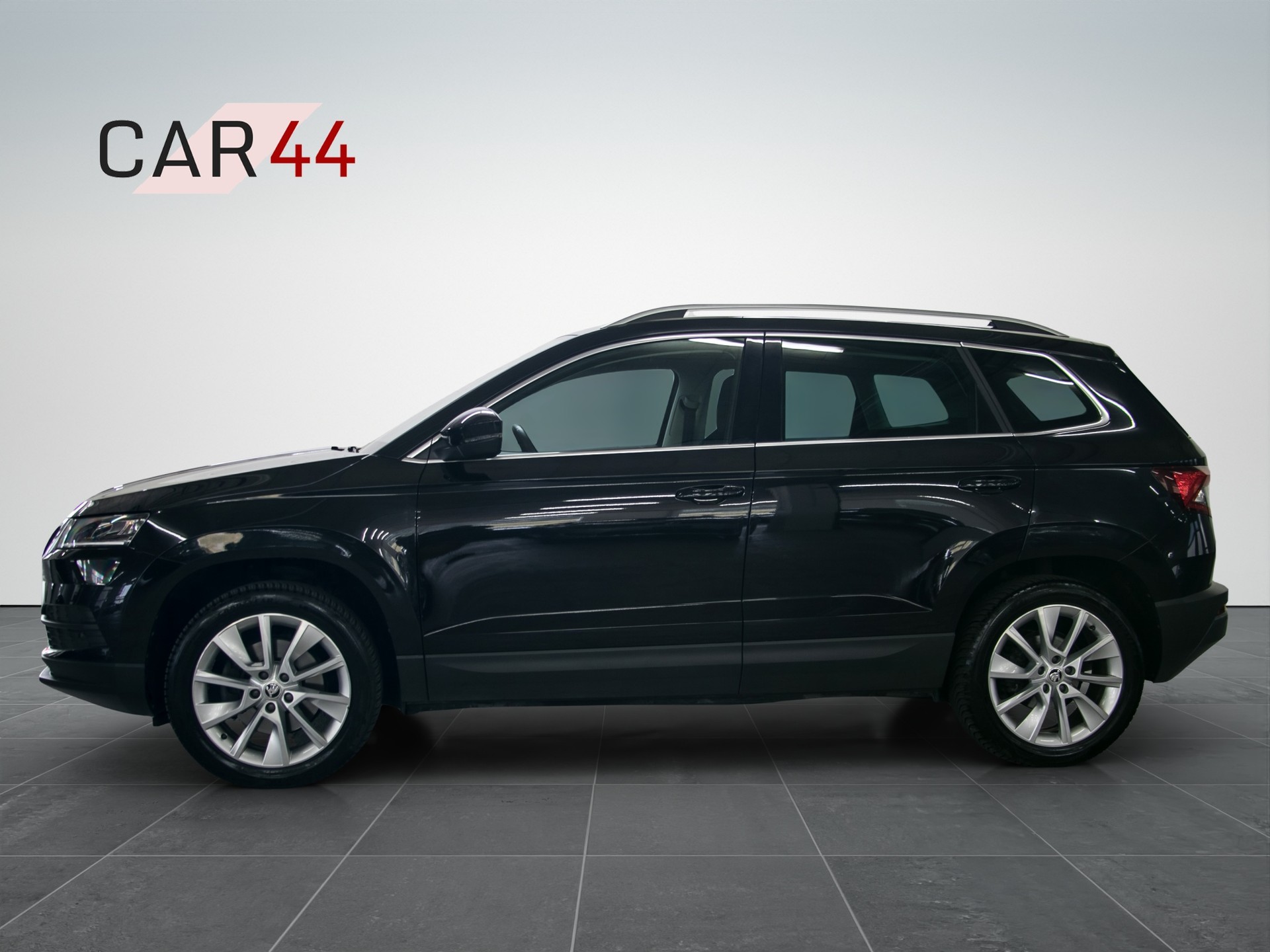SKODA Karoq 2.0 TDI CR Ambition 4x4-showroom-element-1