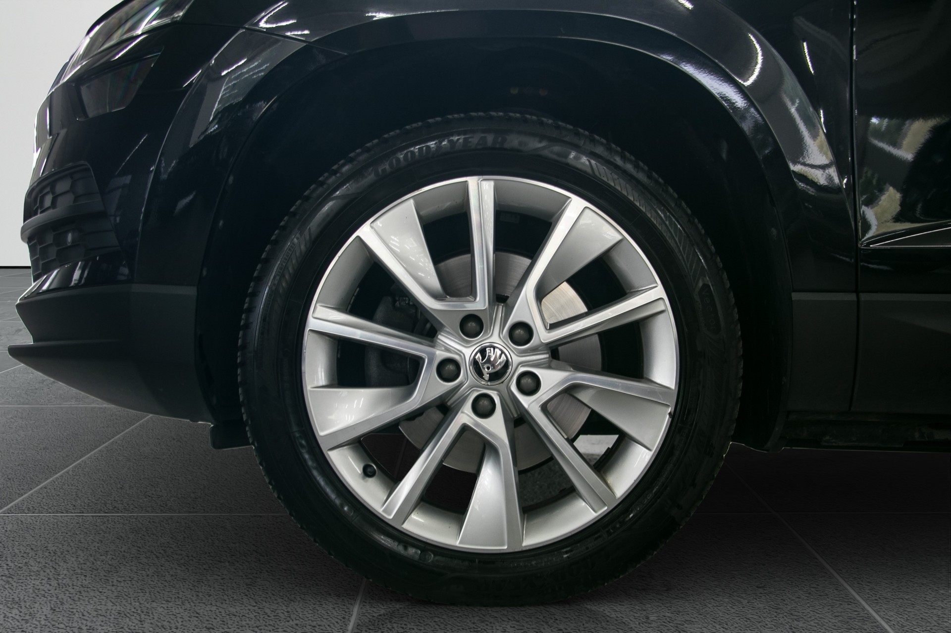 SKODA Karoq 2.0 TDI CR Ambition 4x4-image-12