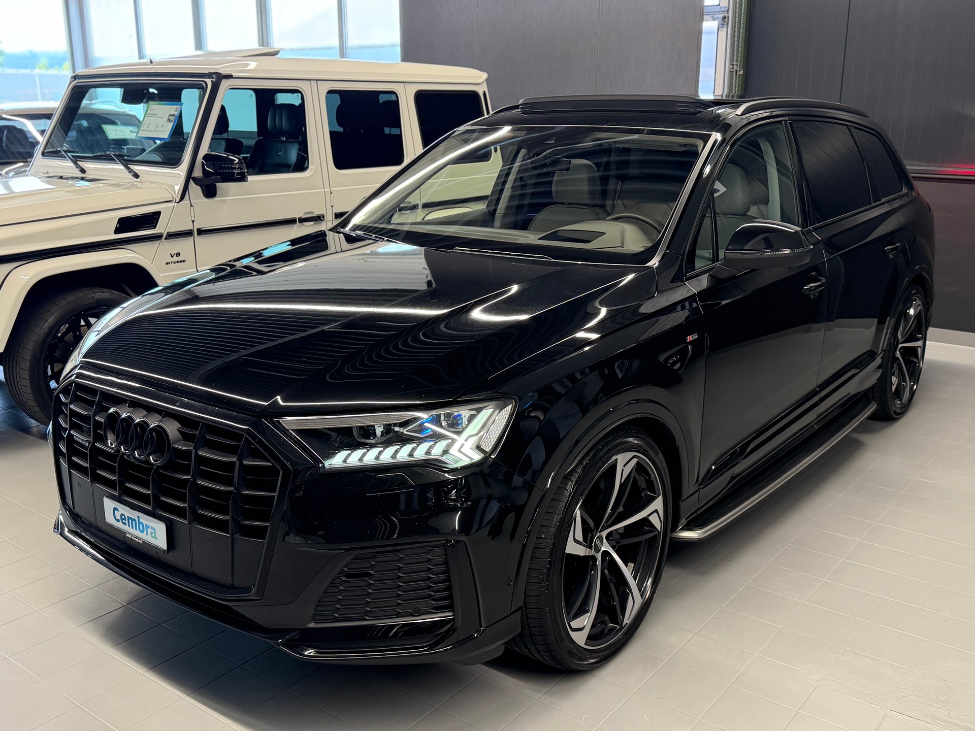 AUDI Q7 50 TDI S-line quattro tiptronic 7-Plätzer-showroom-element-3