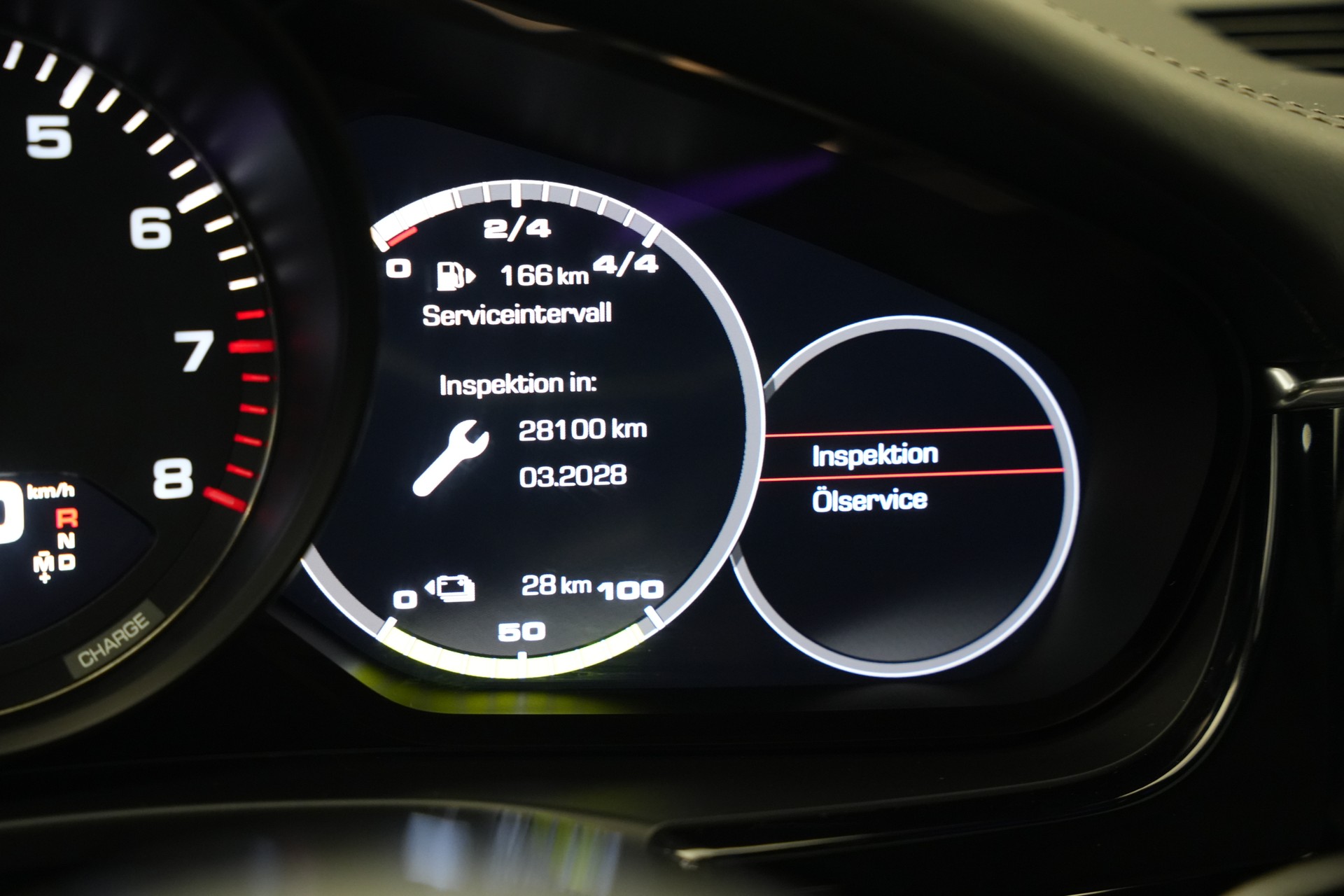 PORSCHE Panamera 4 E-Hybrid PDK *CH-Fahrzeug* *22 Zoll*-image-35