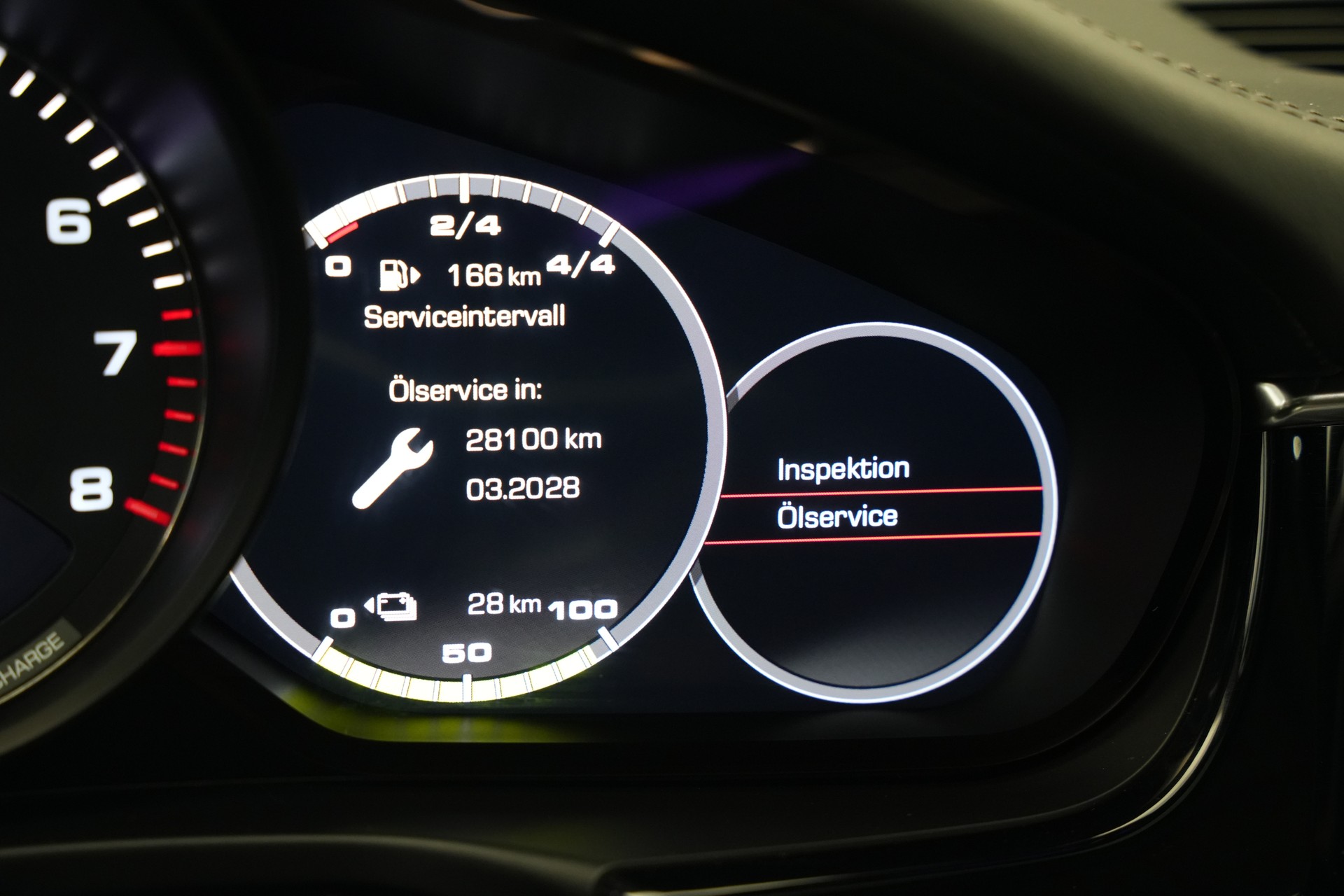 PORSCHE Panamera 4 E-Hybrid PDK *CH-Fahrzeug* *22 Zoll*-image-36