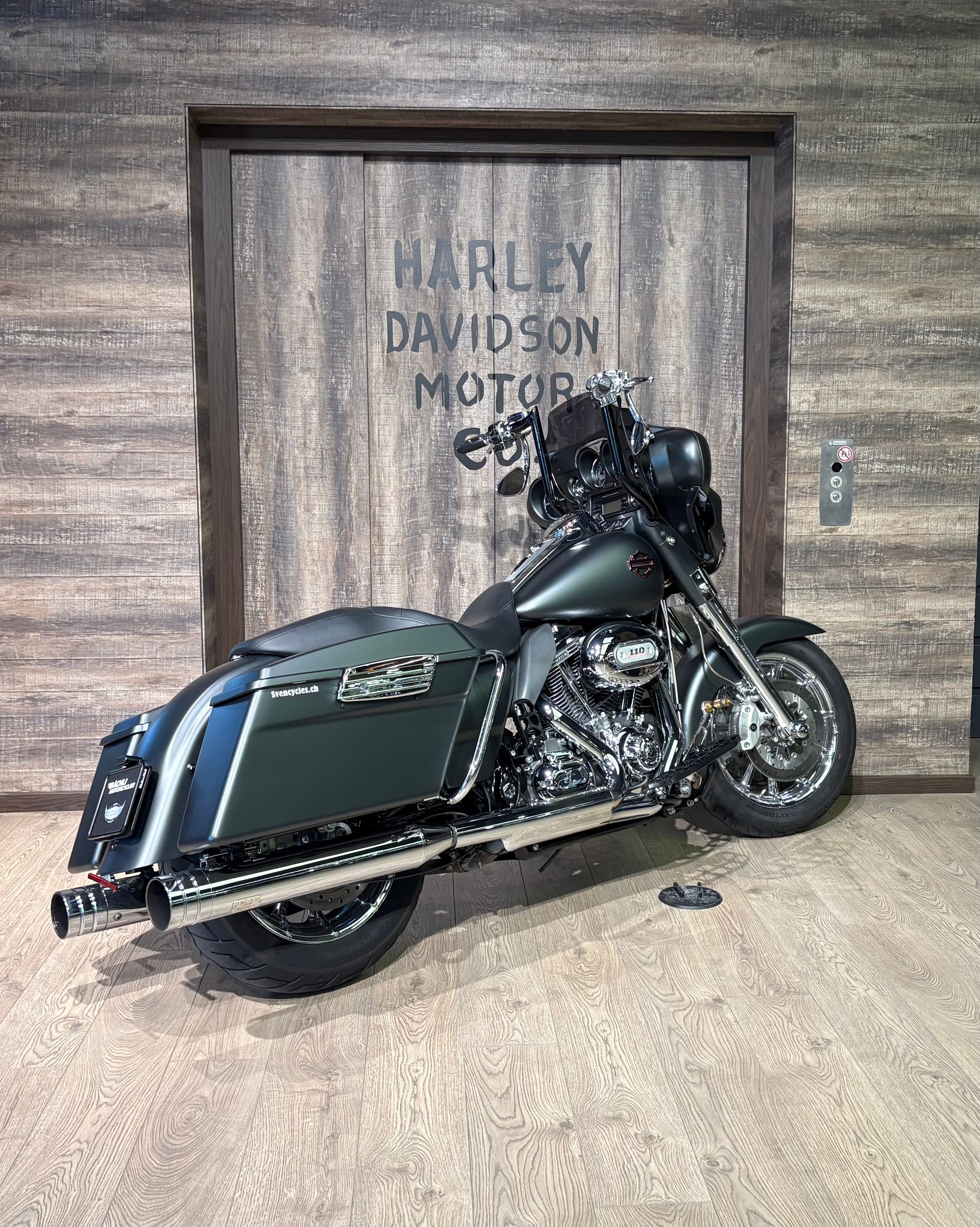 HARLEY-DAVIDSON FLHTCUSE4 Electra Glide Ultra Classic CVO ABS-image-5
