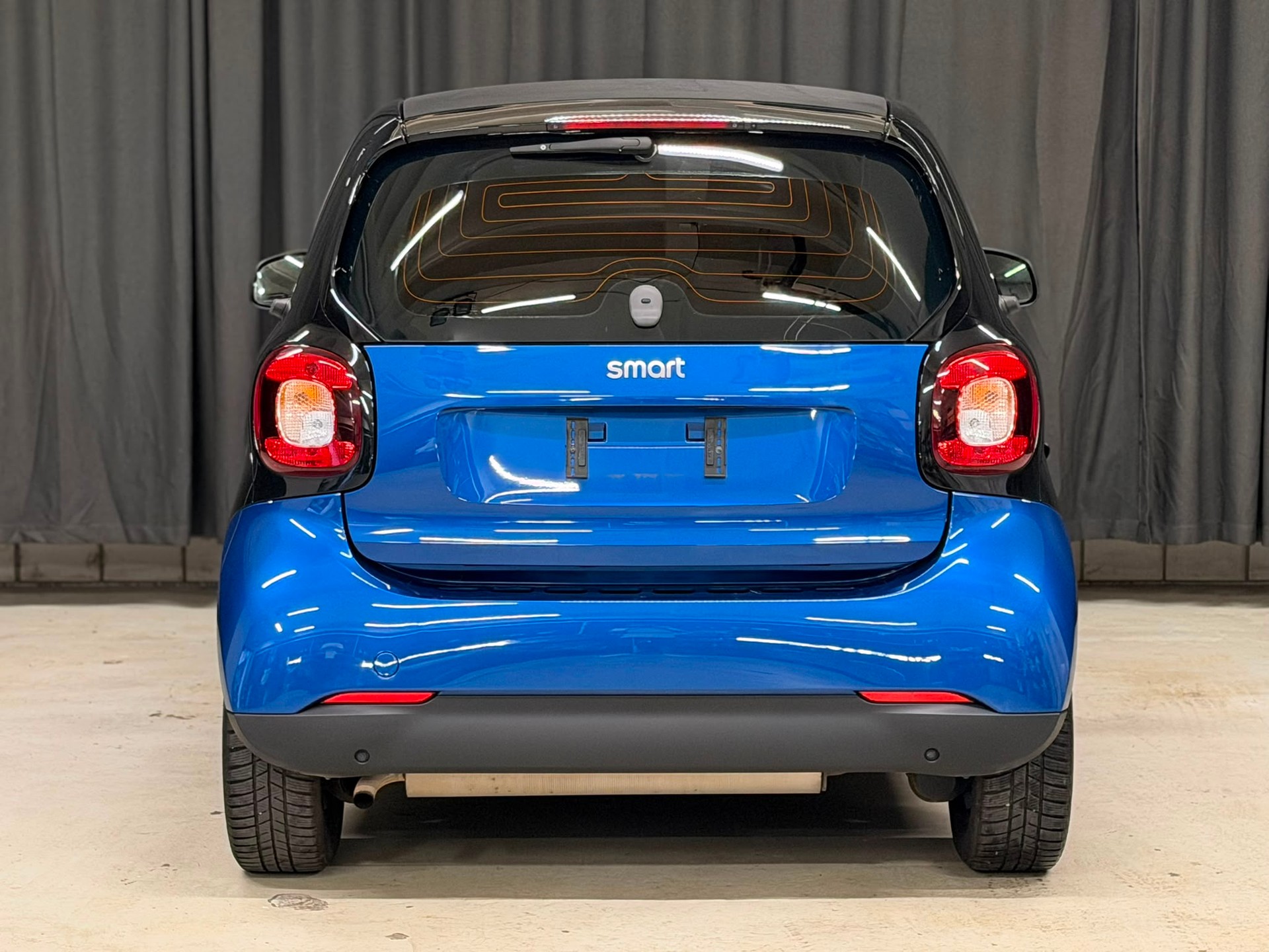 SMART fortwo Urbanshadow Ed.-image-5