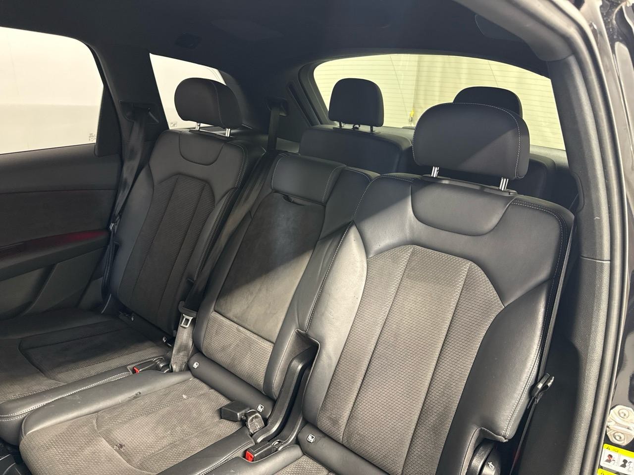 AUDI Q7 50 TDI quattro S Line tiptronic-image-9