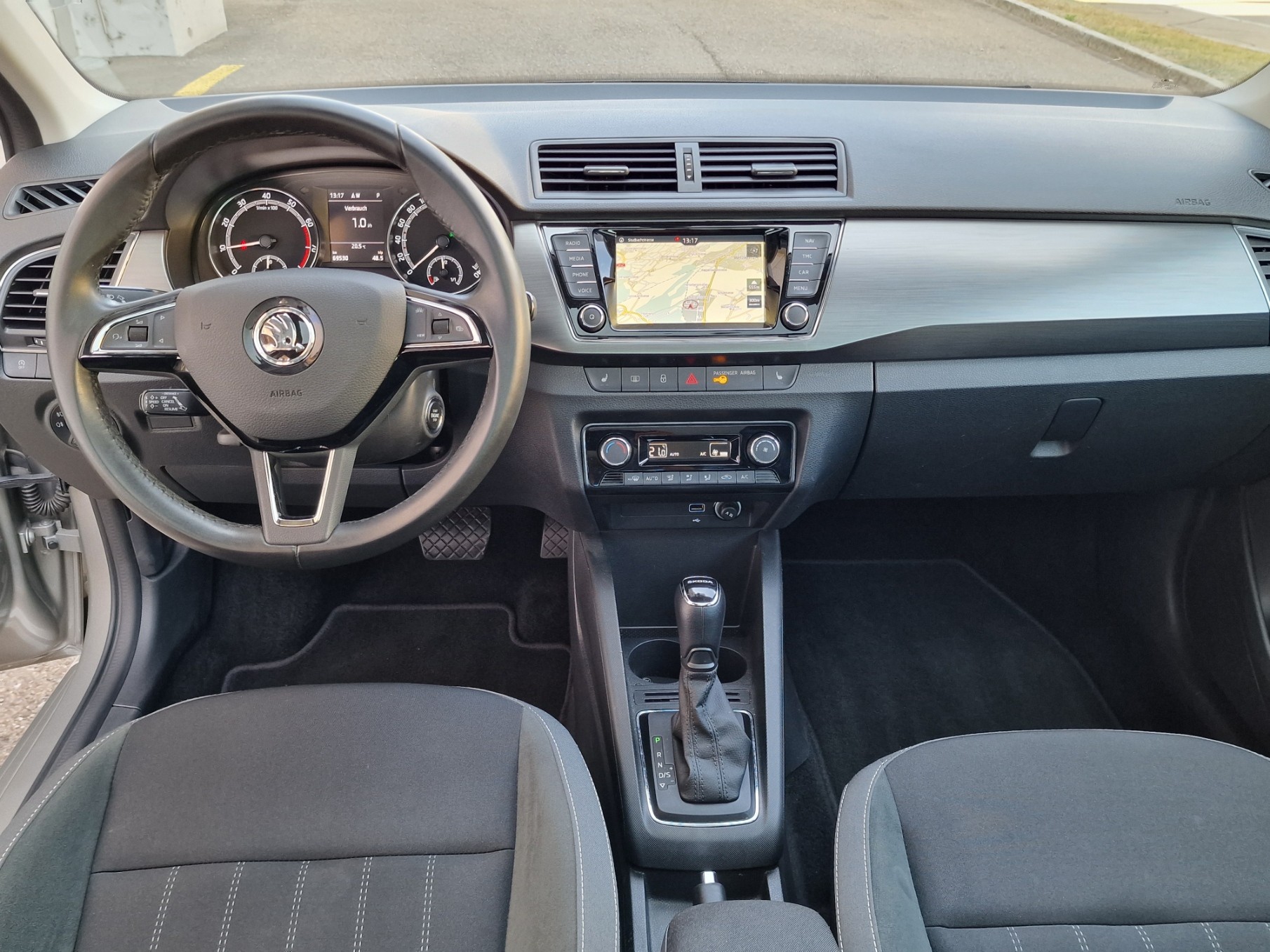 SKODA Fabia 1.0 TSI Style DSG-image-10