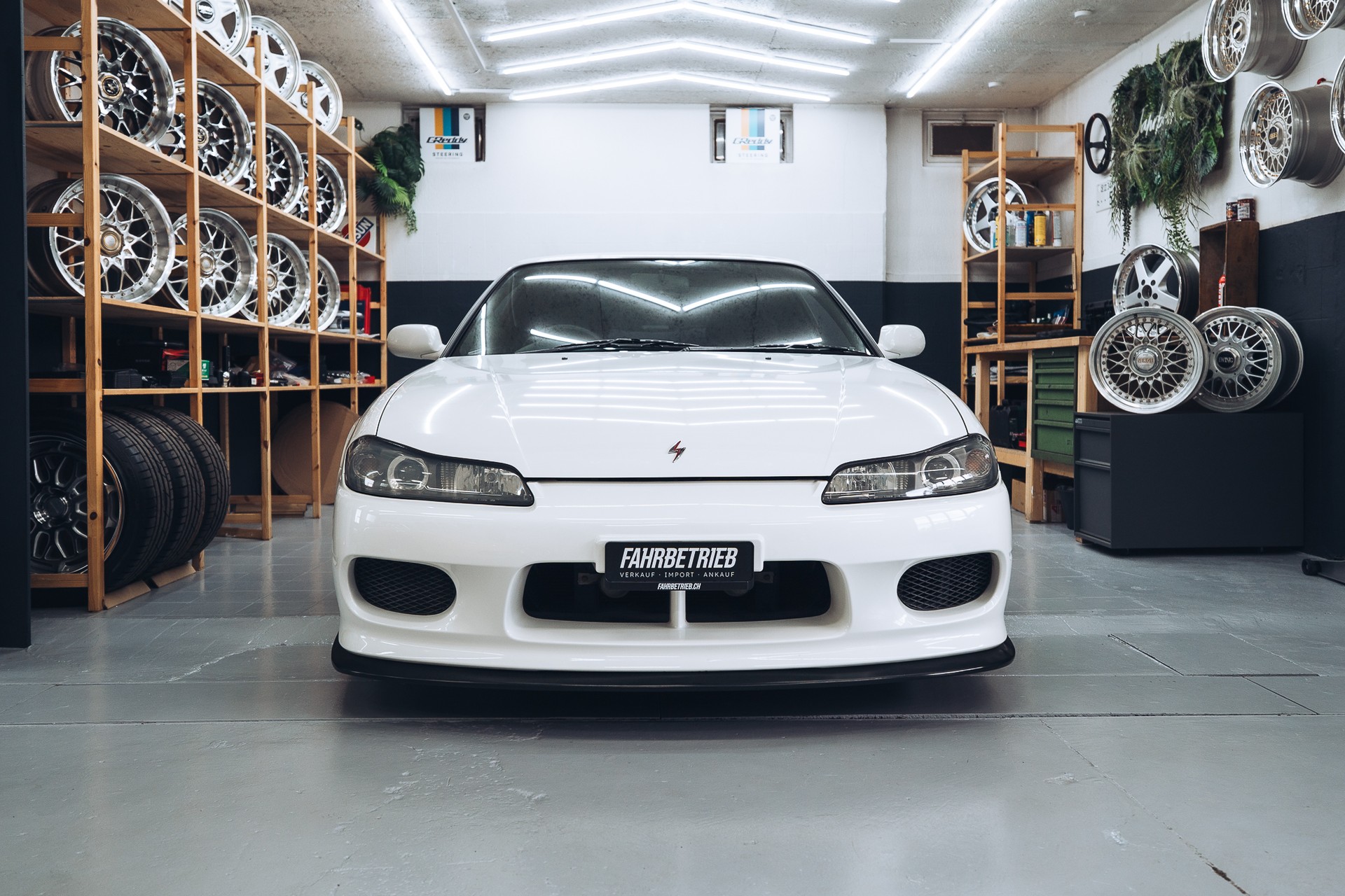 NISSAN Silvia S15 Spec R-image-3
