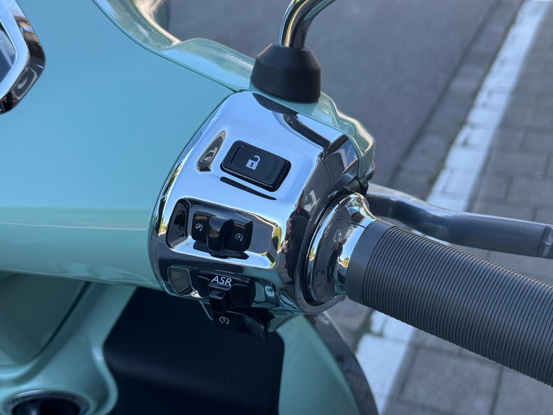 PIAGGIO Vespa GTS 125 RST Euro 5+-image-7