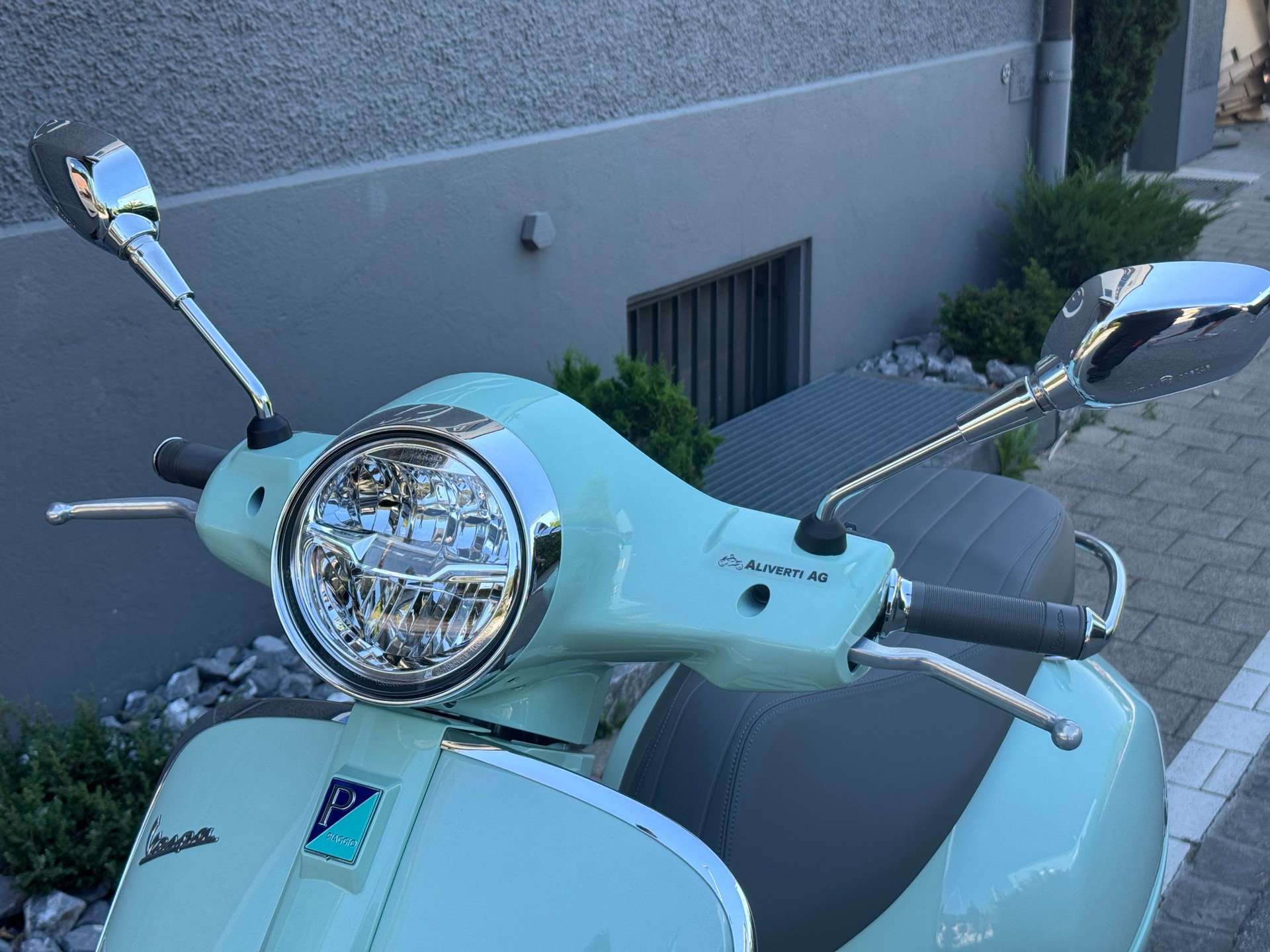 PIAGGIO Vespa GTS 125 RST Euro 5+-showroom-element-2