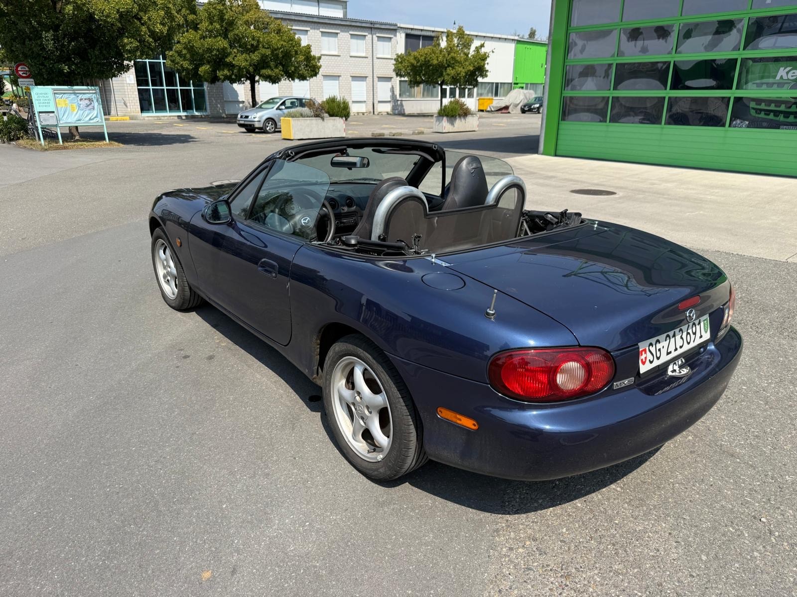 MAZDA MX-5 1.8i-16 Tradition Youngster-image-2