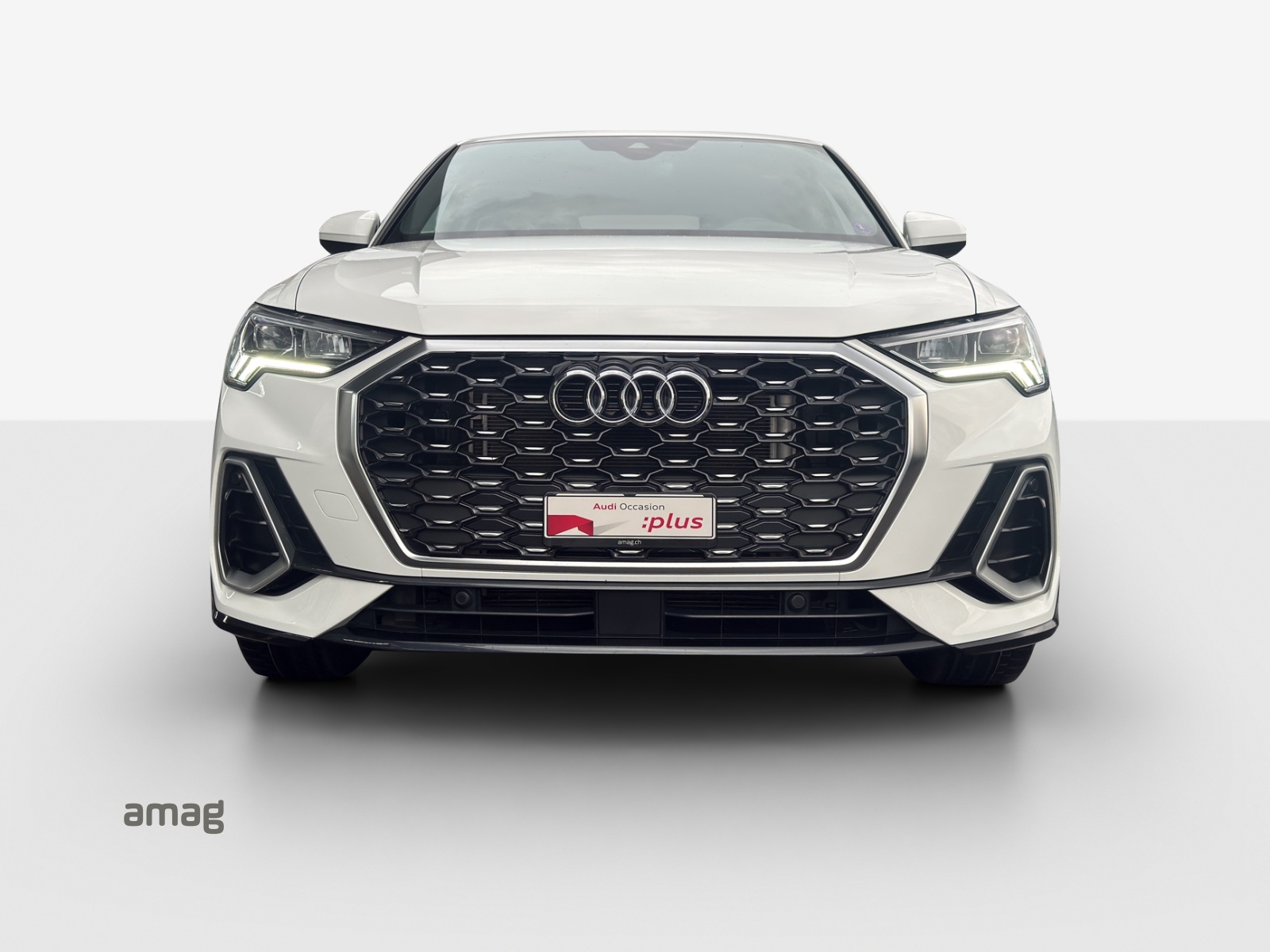AUDI Q3 Sportback 45 TFSI e S line S-tronic-image-6