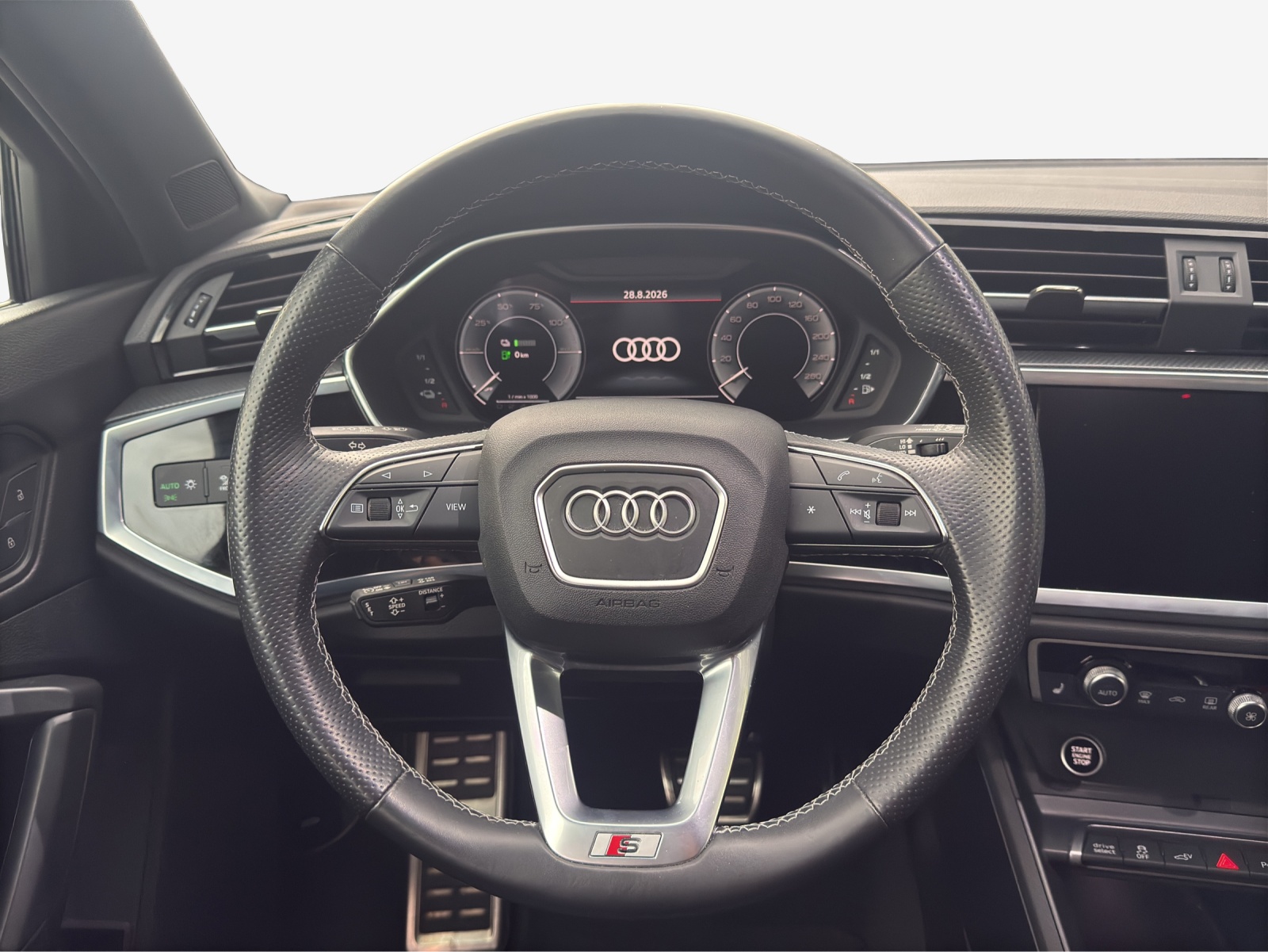 AUDI Q3 Sportback 45 TFSI e S line S-tronic-image-9