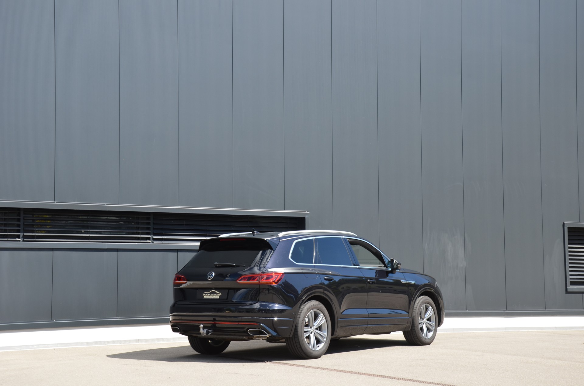 VW Touareg 3.0 TDI R Line Tiptronic-showroom-element-2