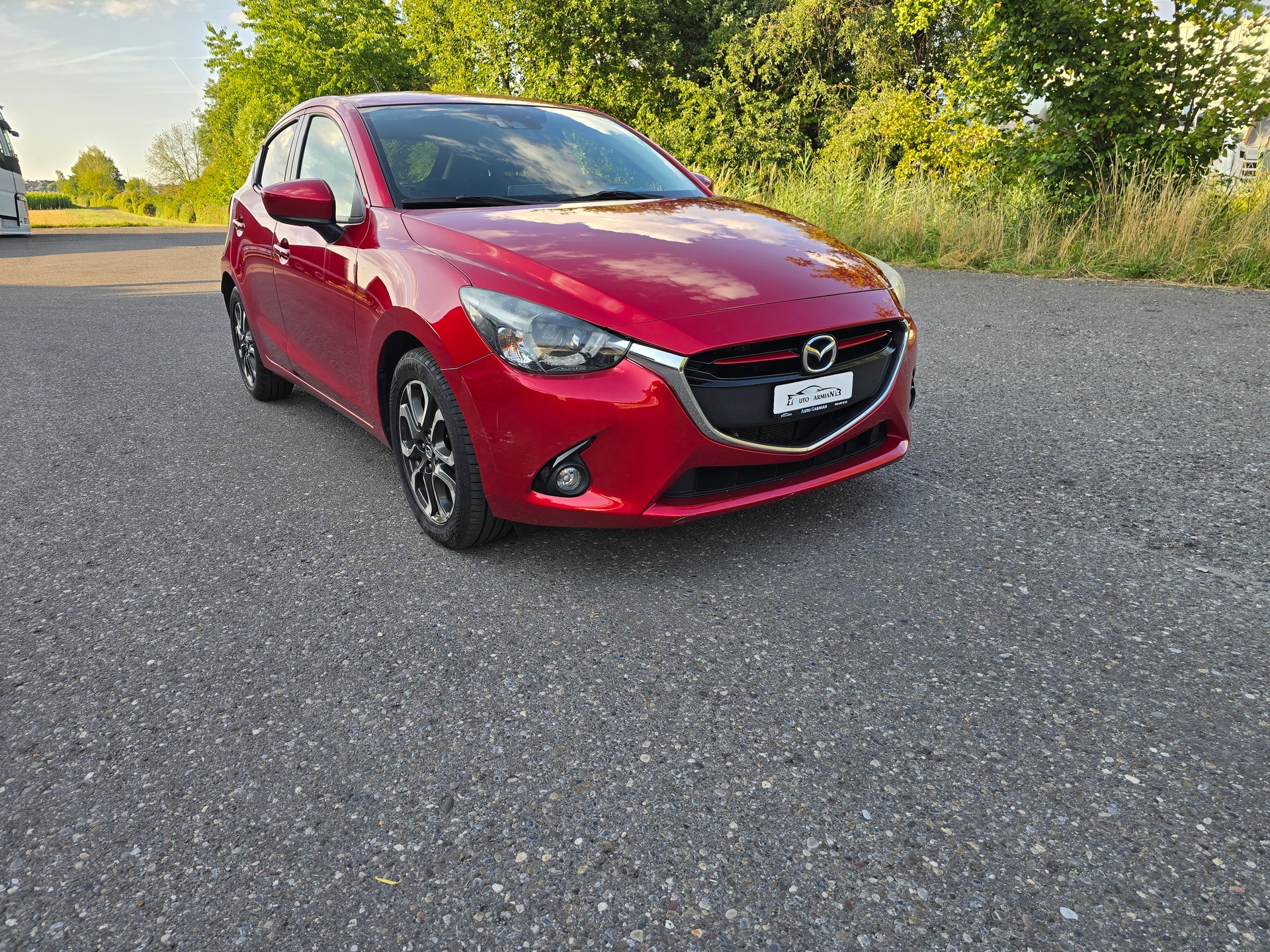 MAZDA 2 1.5 CD 16V Skyactiv-D Revolution-showroom-element-1