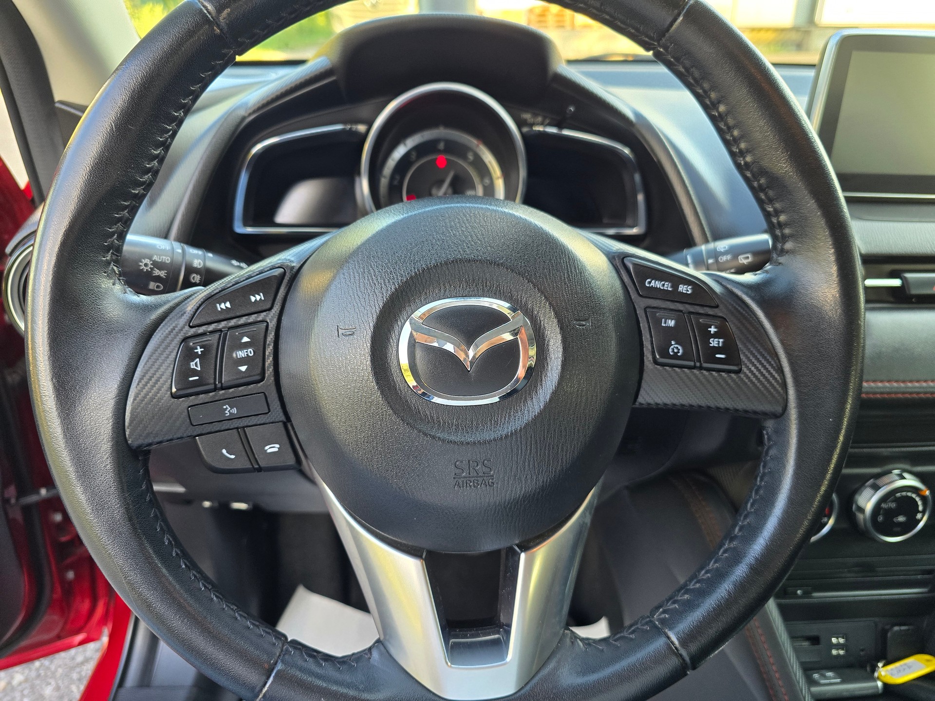 MAZDA 2 1.5 CD 16V Skyactiv-D Revolution-image-15
