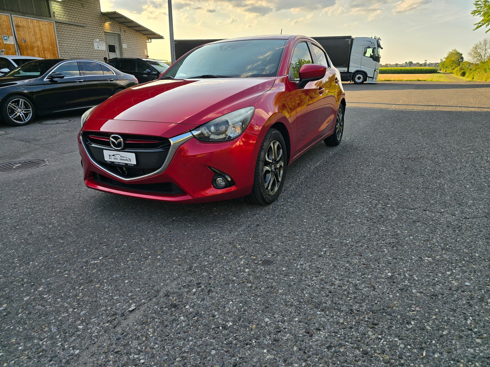 MAZDA 2 1.5 CD 16V Skyactiv-D Revolution-showroom-element-2