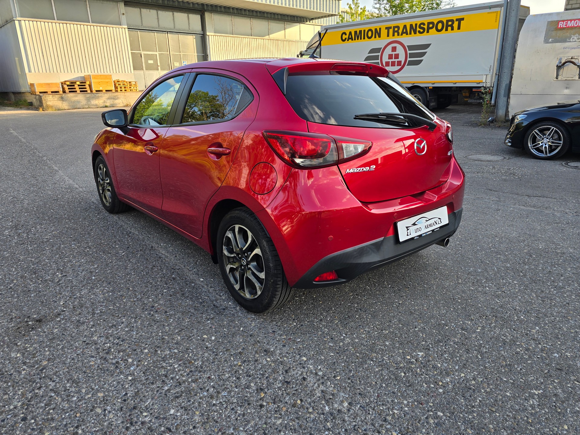 MAZDA 2 1.5 CD 16V Skyactiv-D Revolution-image-4