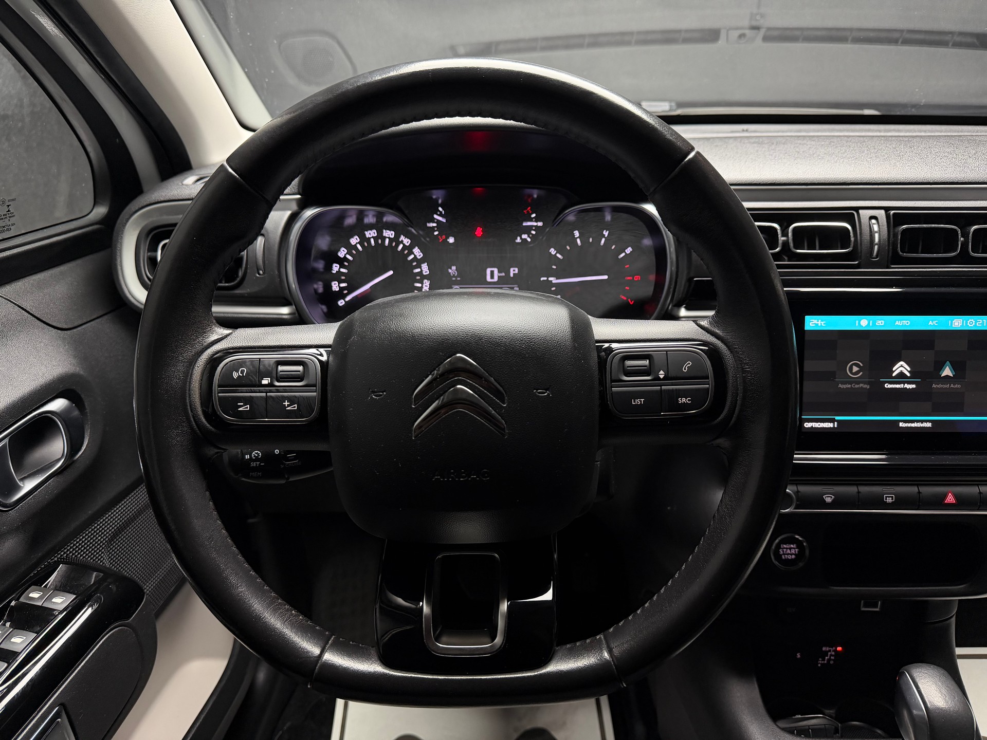 CITROEN C3 1.2i PureTech Shine EAT6 • Herstellergarantie-image-11