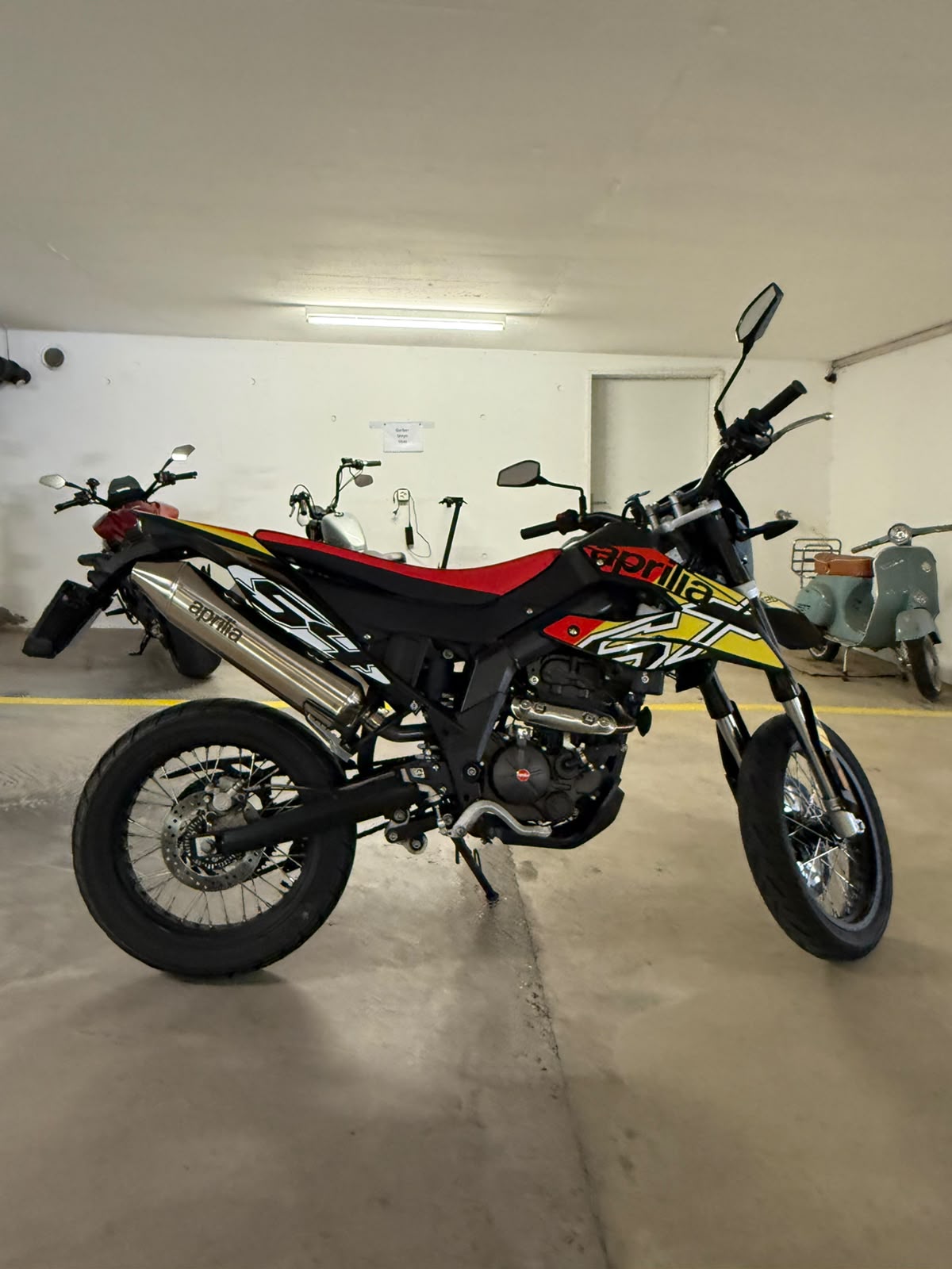 APRILIA SX 125-image-1