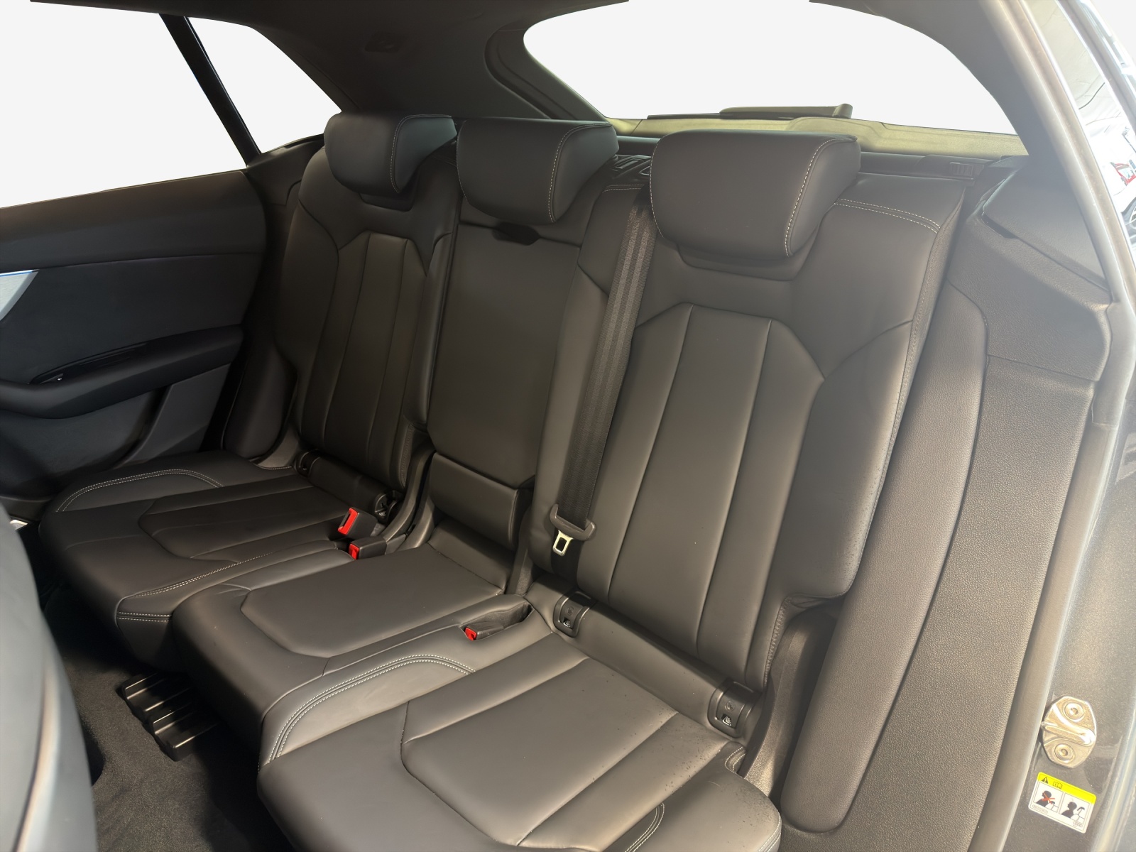 AUDI Q8 SUV TDI quattro 210 kW tiptronic-image-11