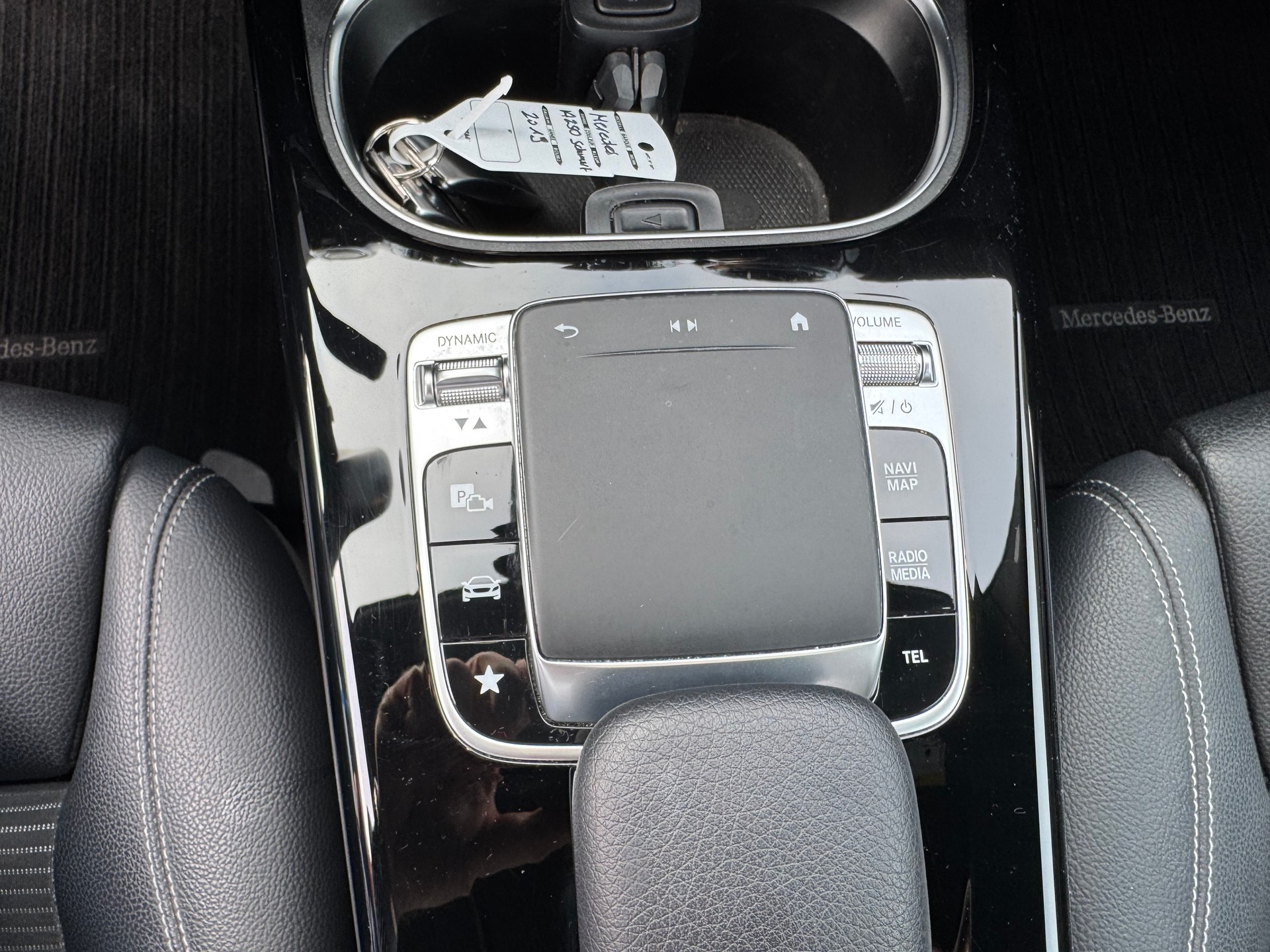 MERCEDES-BENZ A 250 4Matic Progressive 7G-DCT-image-20