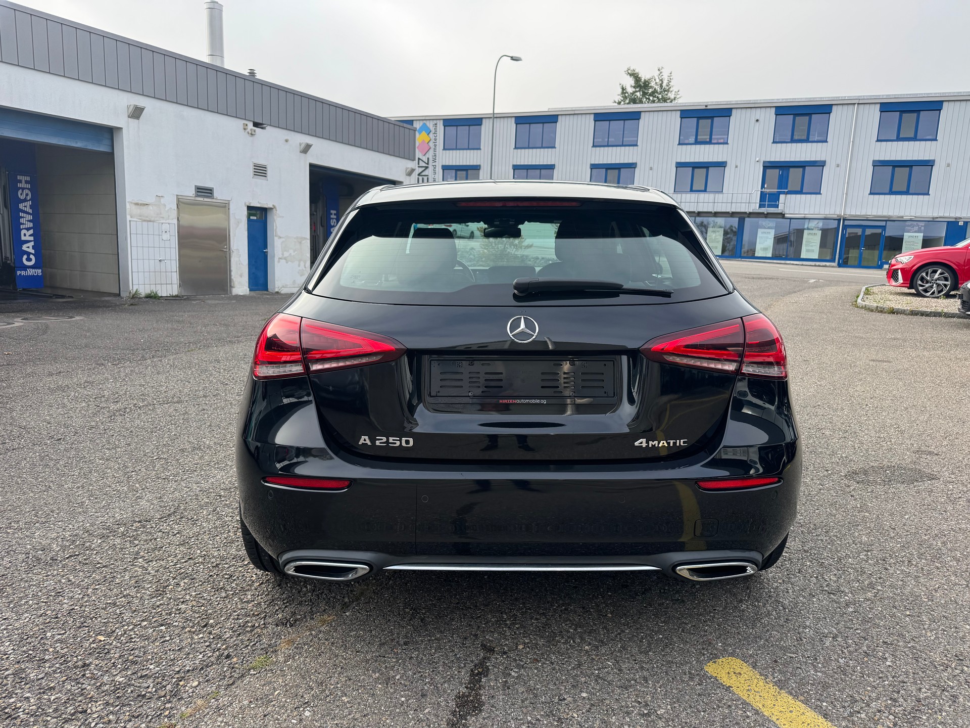 MERCEDES-BENZ A 250 4Matic Progressive 7G-DCT-showroom-element-3