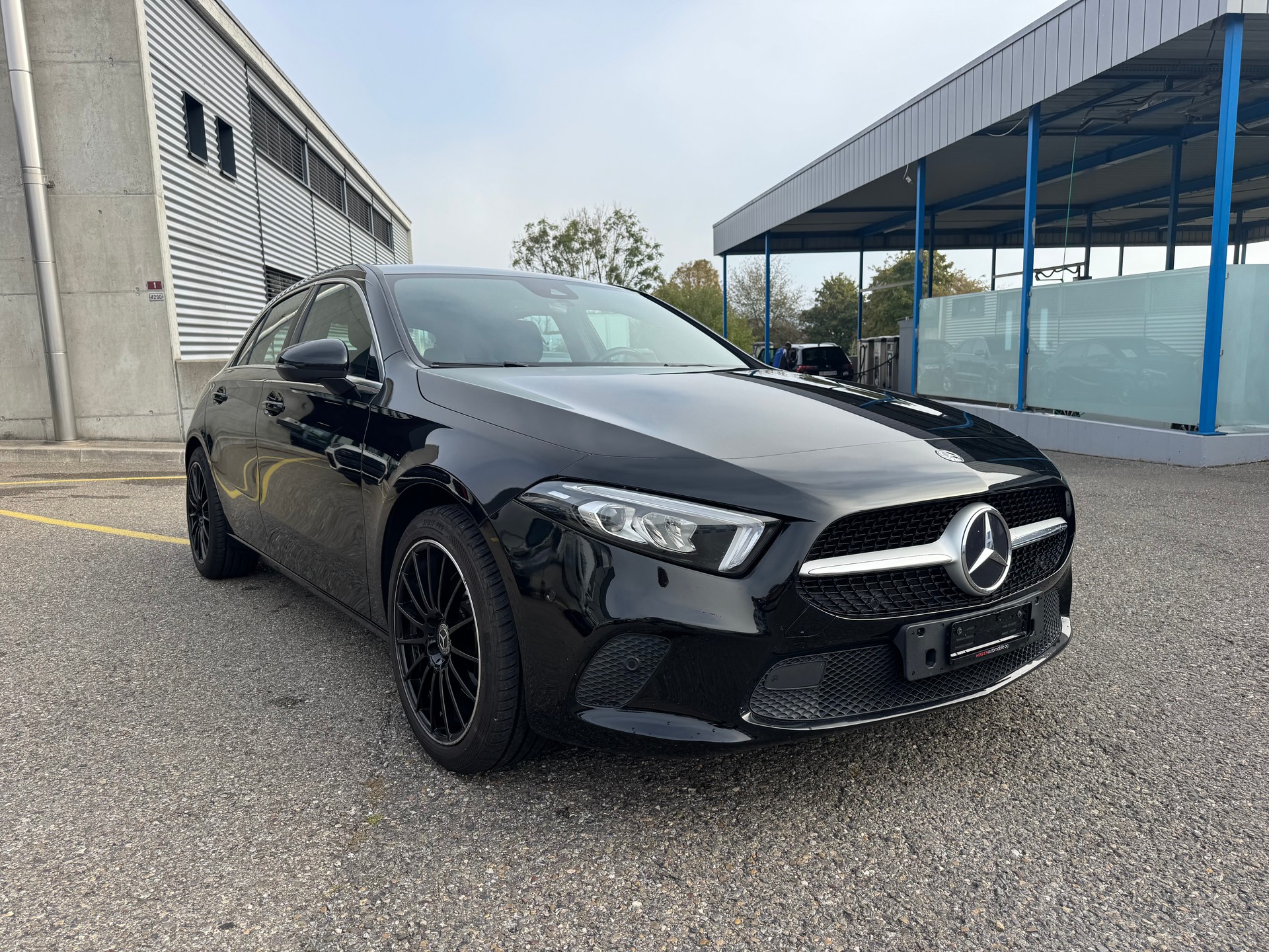 MERCEDES-BENZ A 250 4Matic Progressive 7G-DCT-image-6