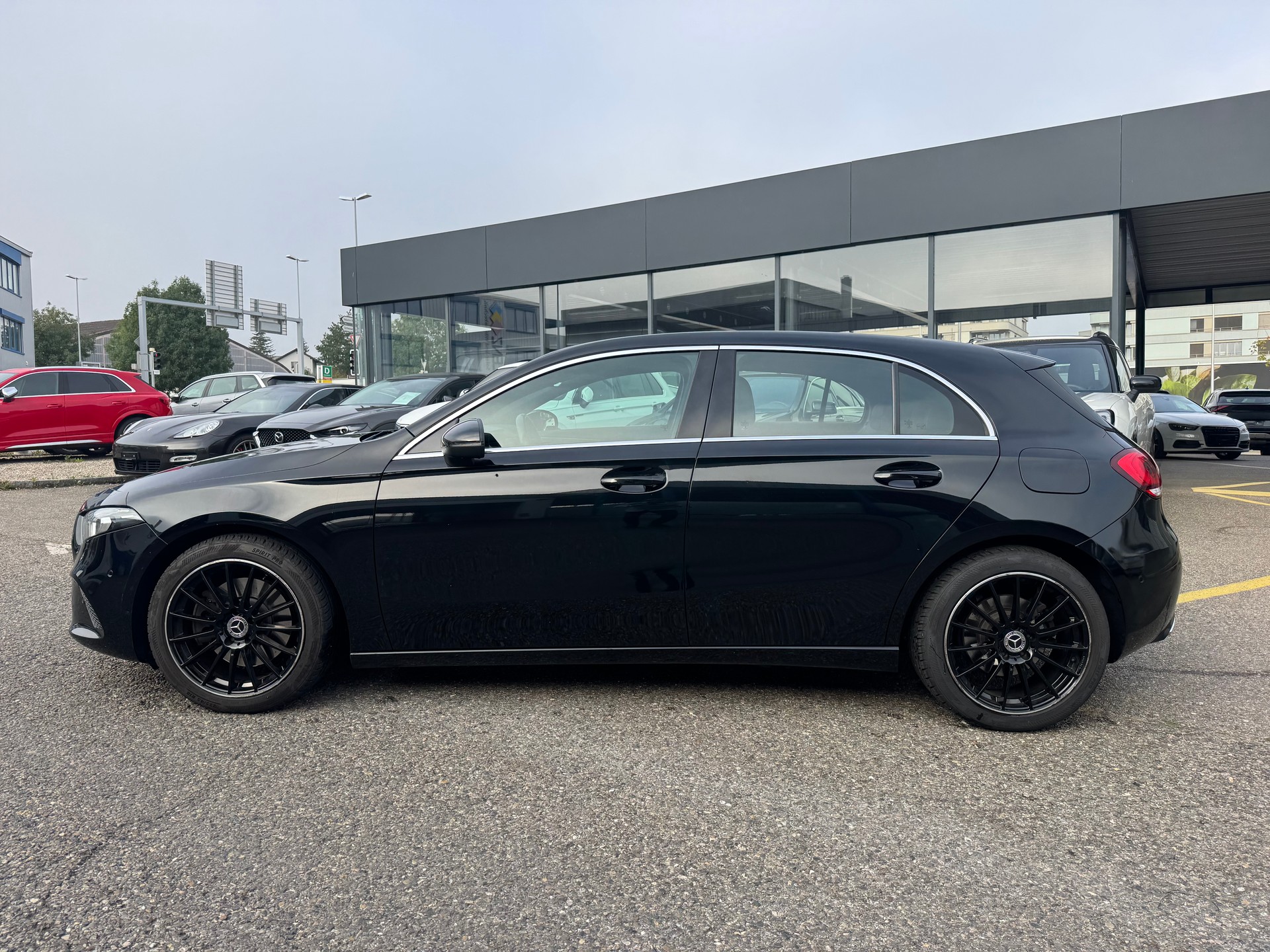 MERCEDES-BENZ A 250 4Matic Progressive 7G-DCT-showroom-element-1