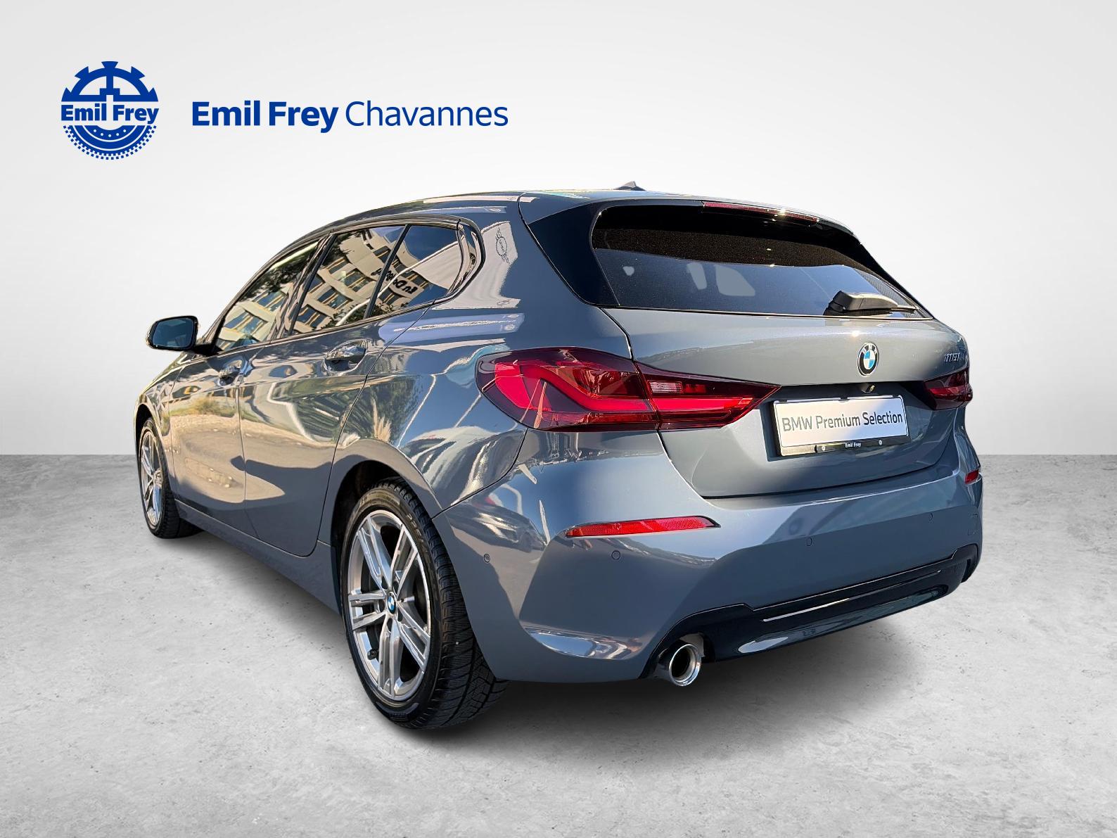 BMW 118i Sport Line Steptronic-showroom-element-2