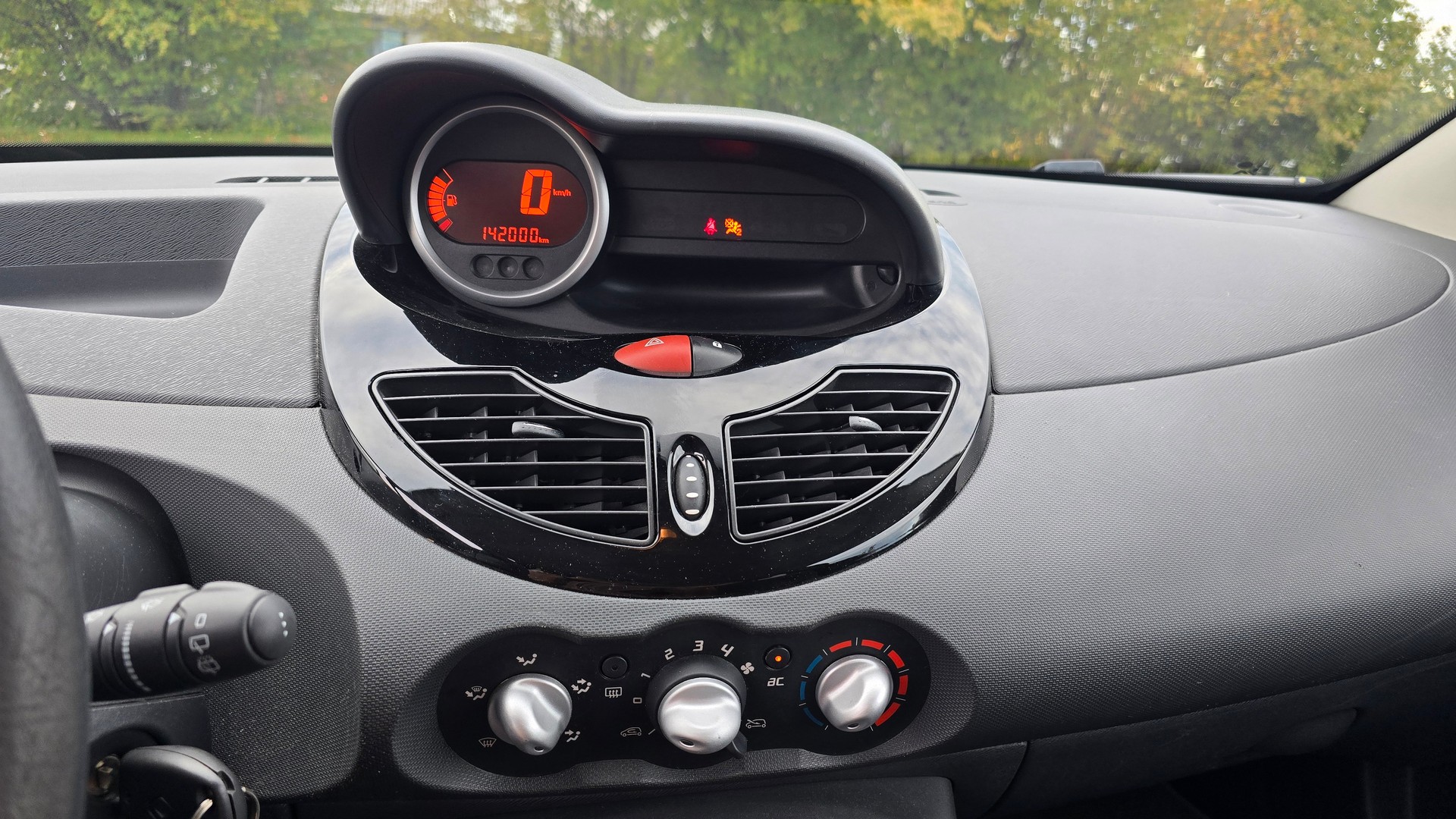 RENAULT Twingo 1.2 16V Dynamique-image-26