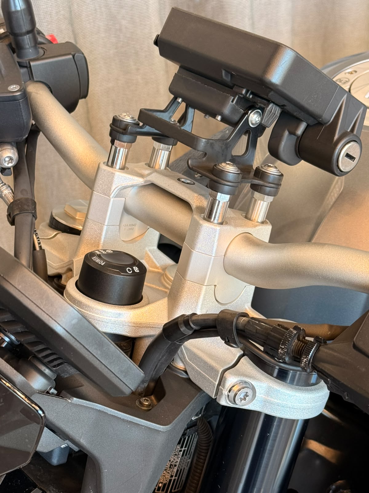 BMW F 900 R ABS-image-8