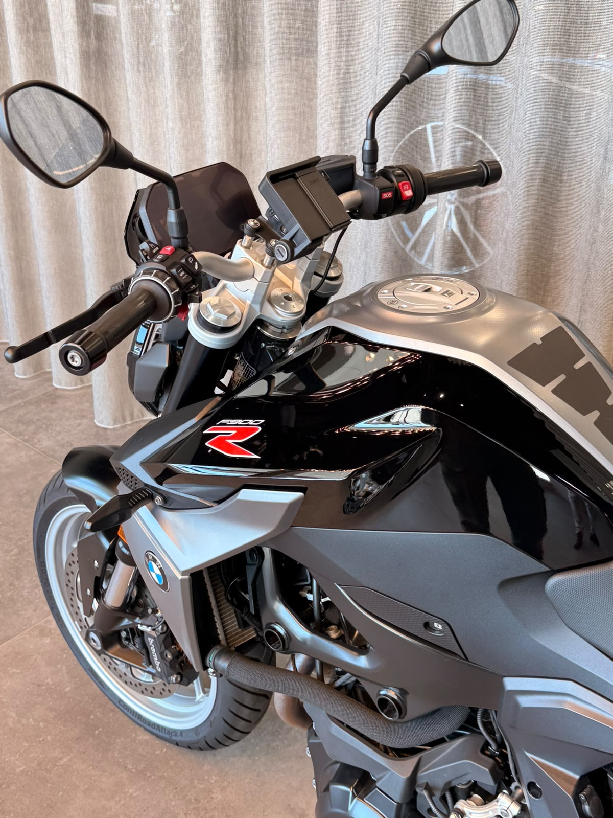 BMW F 900 R ABS-image-5