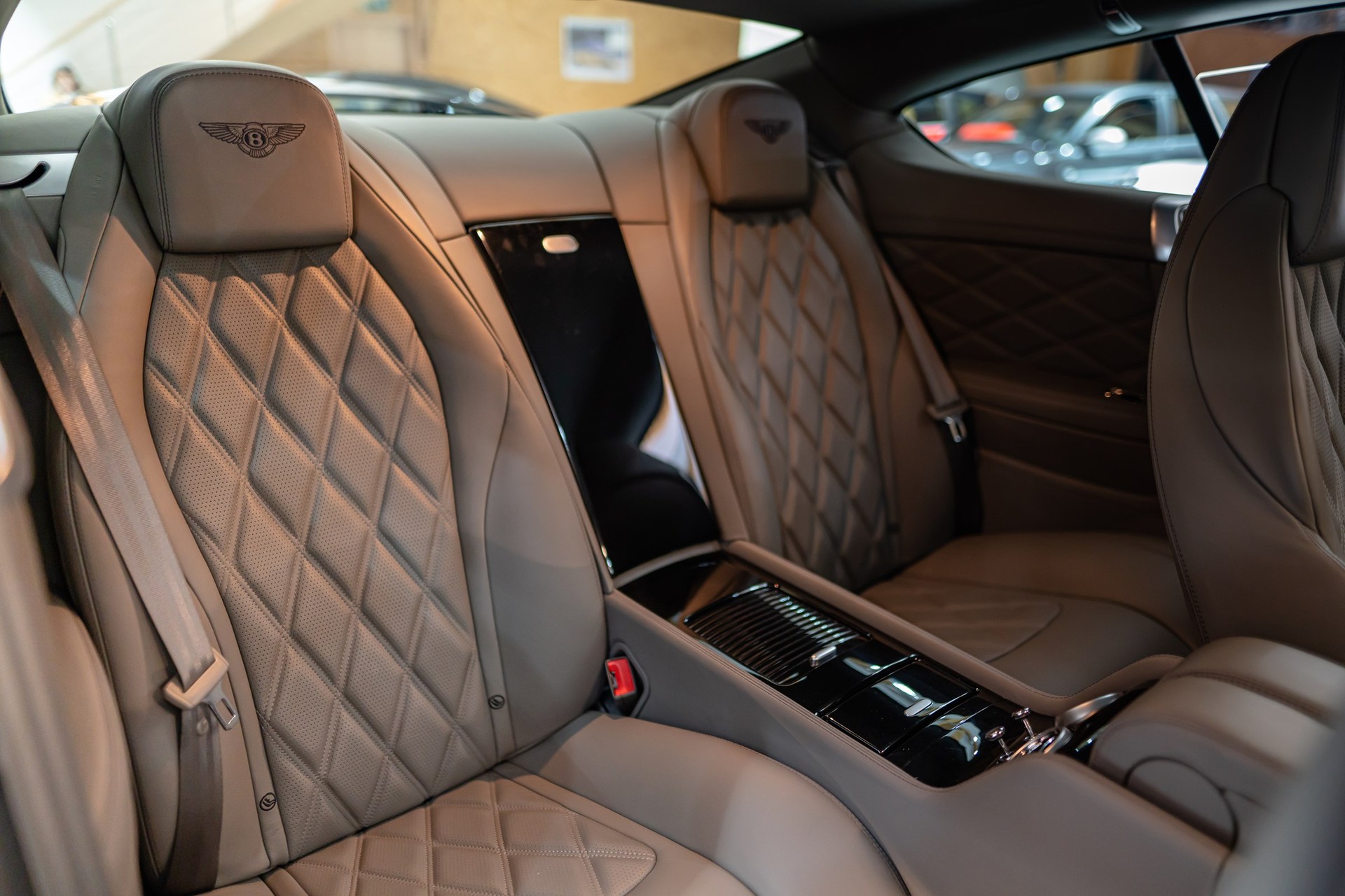 BENTLEY Continental GT 4.0 V8 S-image-7